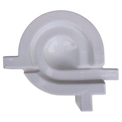 White ceramic sculpture in Sottsass Mari style