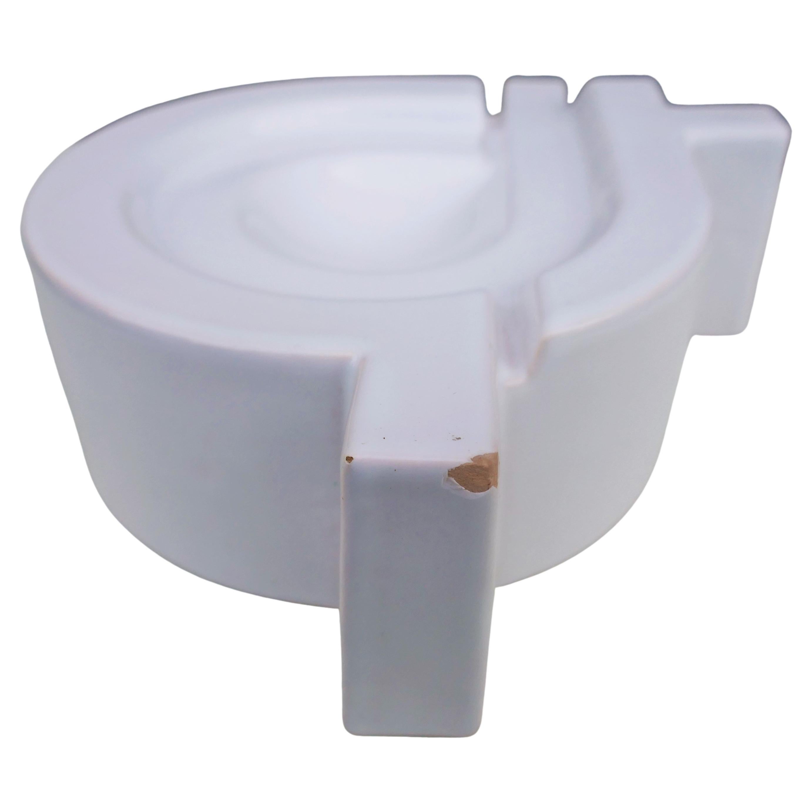 Modern White ceramic sculpture in Sottsass Mari style For Sale
