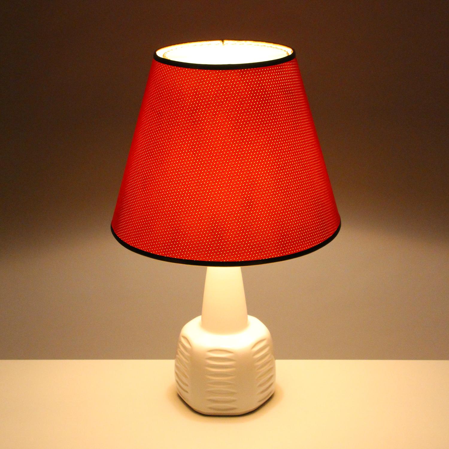 Mid-20th Century White Ceramic Table Lamp by Einar Johansen for Soholm 1960s with Shade Included For Sale