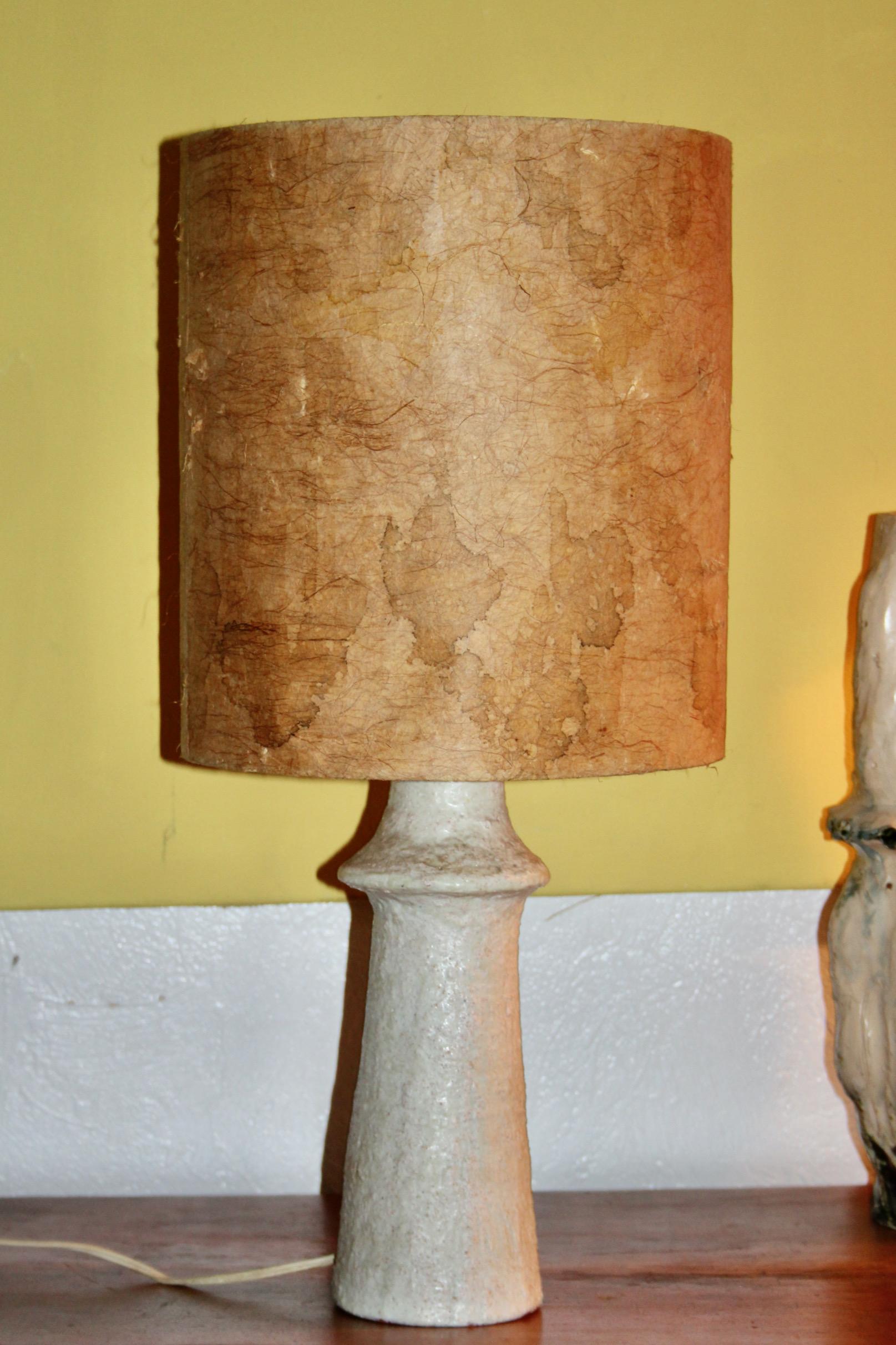 Europeo Lampada da tavolo in ceramica Whiting in vendita