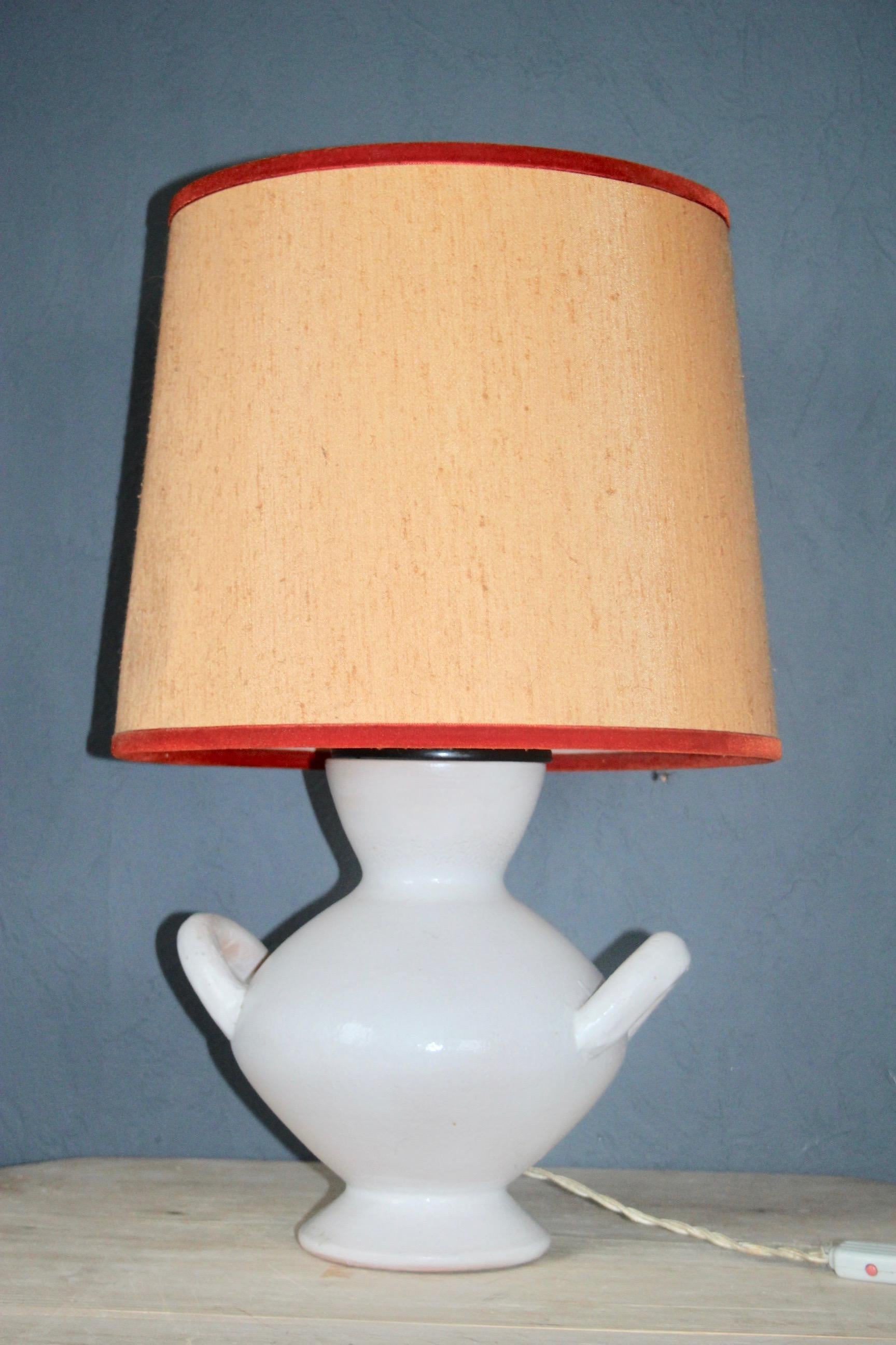 White Ceramic Table Lamp In Good Condition In grand Lancy, CH