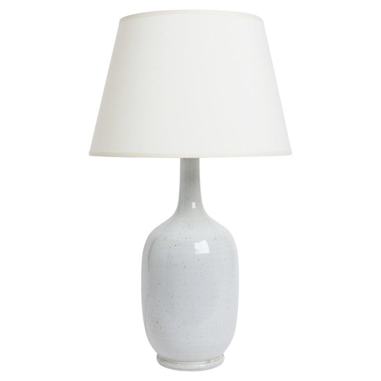 White Ceramic Table Lamp For Sale at 1stDibs
