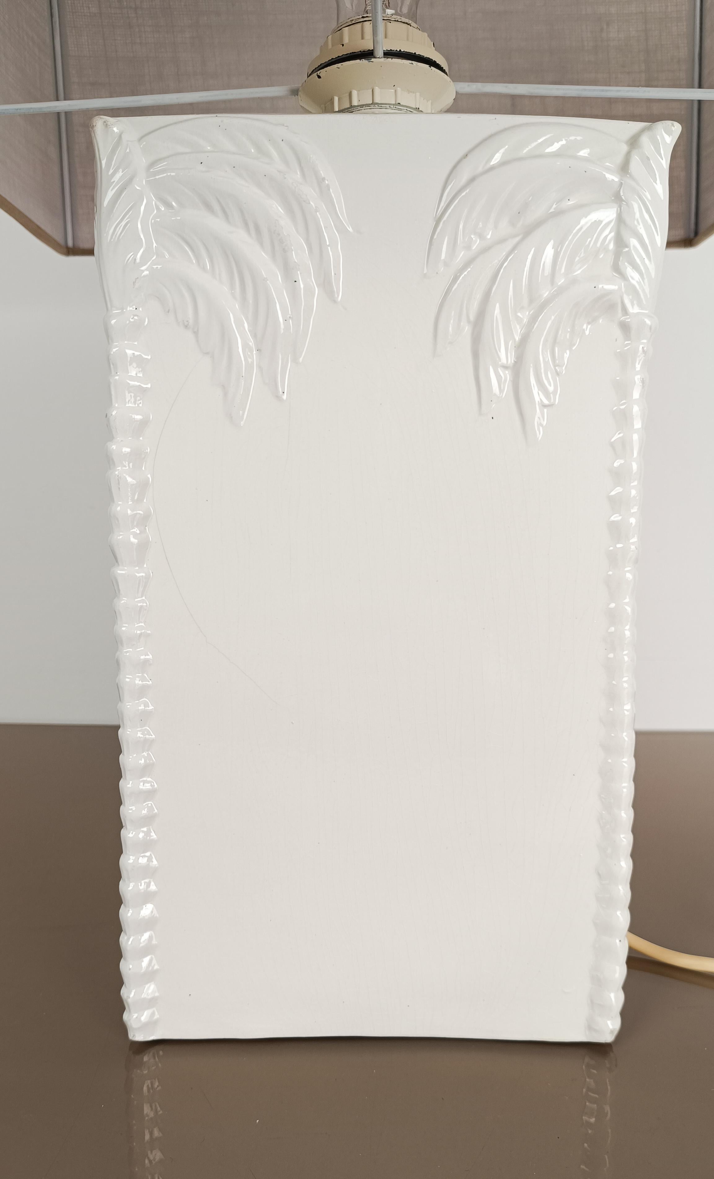 White Ceramic Table Lamp with with Palm Tree Decor, Vivai del Sud Style, 70s For Sale 8