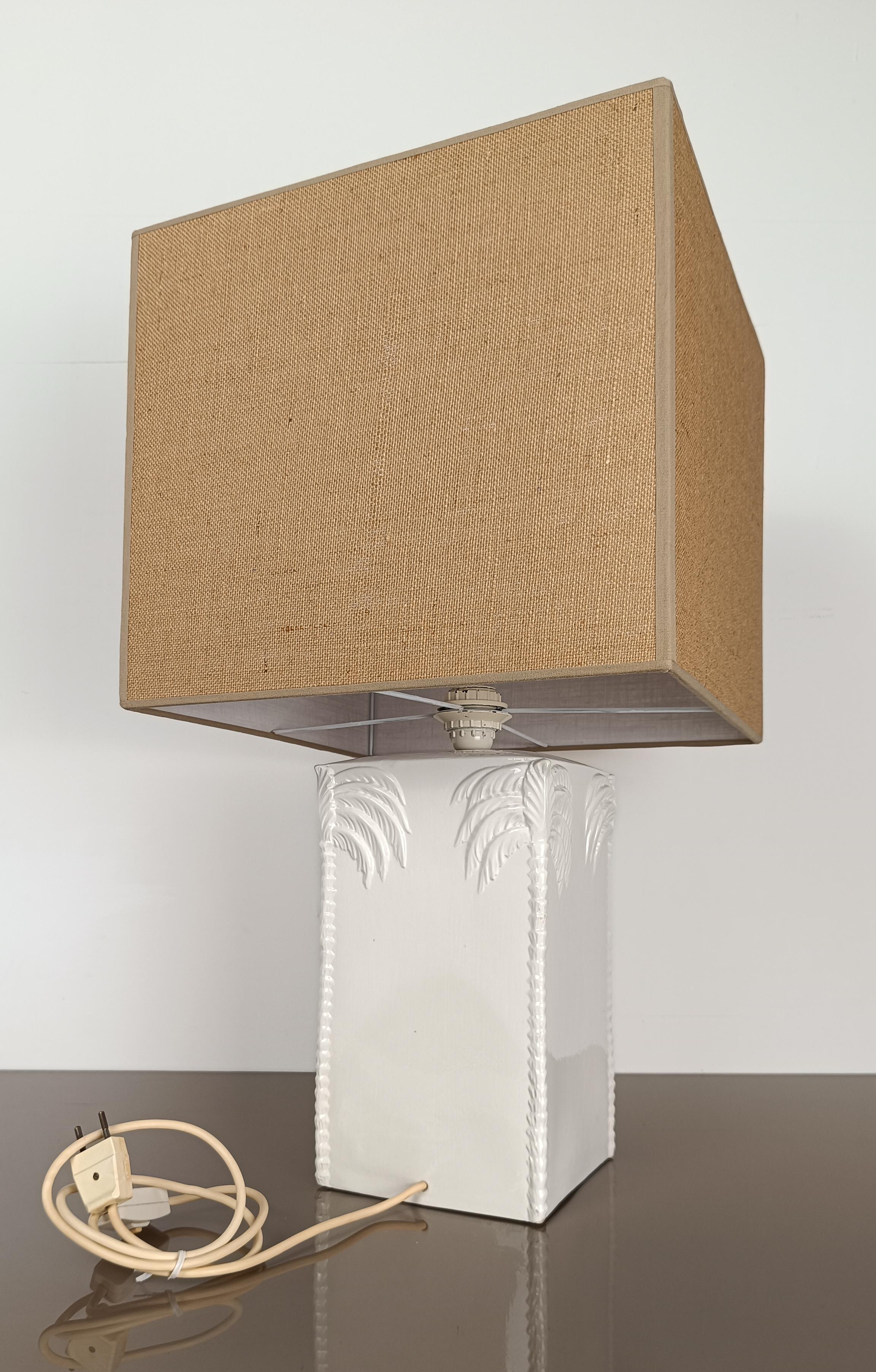 White Ceramic Table Lamp with with Palm Tree Decor, Vivai del Sud Style, 70s For Sale 9