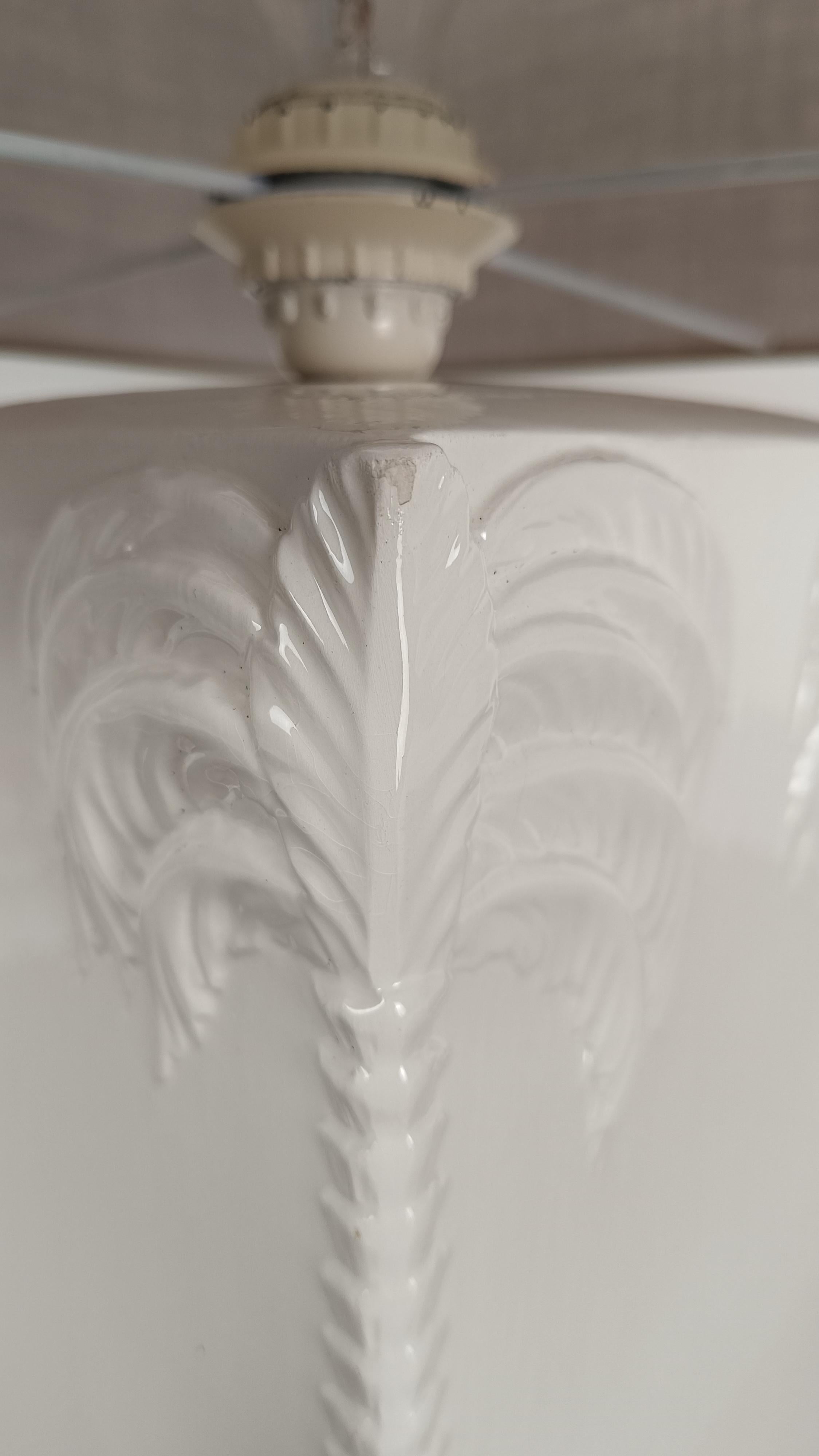 Italian White Ceramic Table Lamp with with Palm Tree Decor, Vivai del Sud Style, 70s For Sale