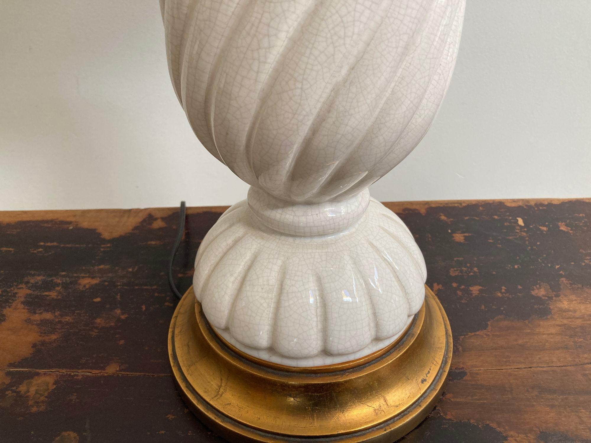 Nardini Studios of California 1960 Coppia di grandi lampade da tavolo in ceramica bianca in vendita 3