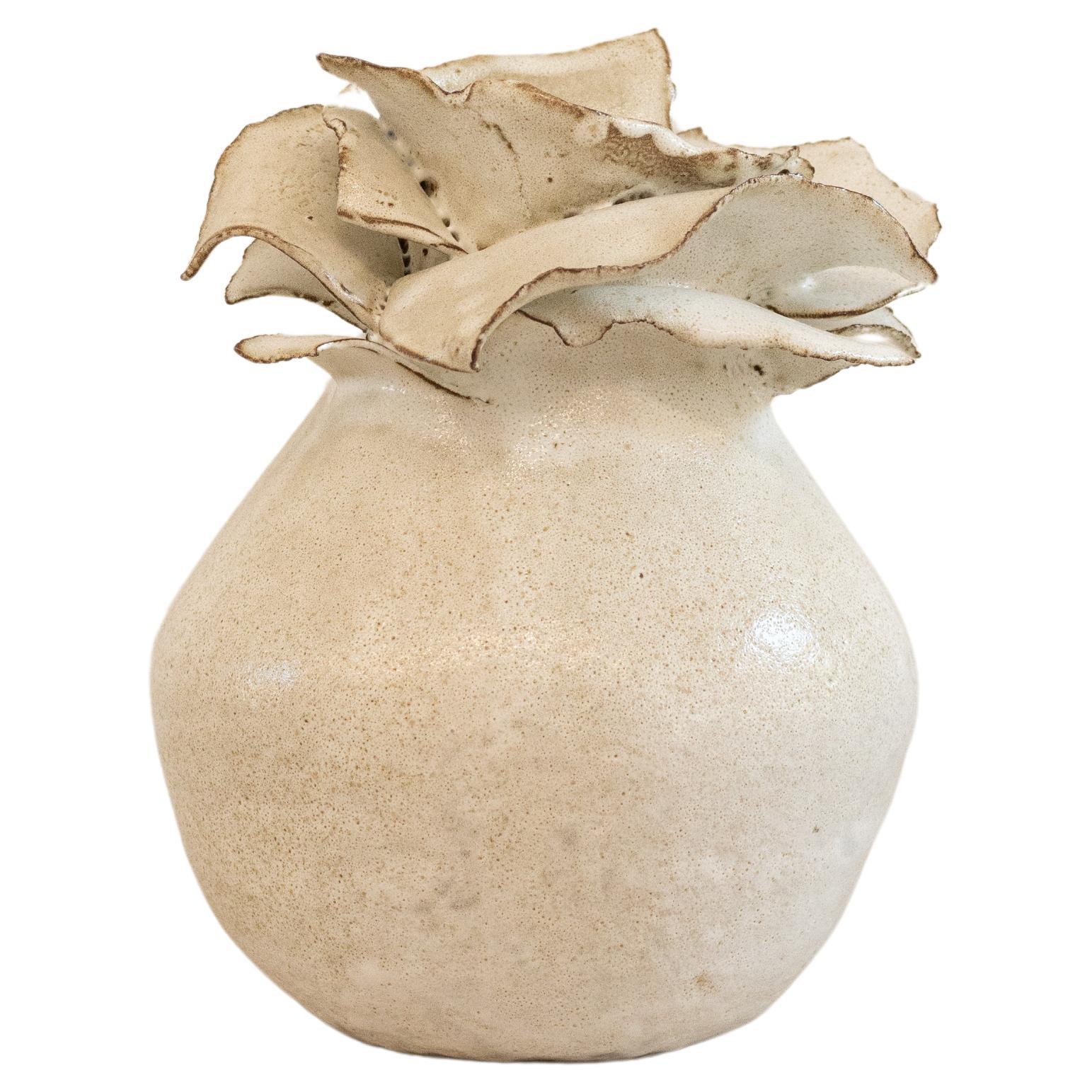 Weiße Vase aus weißer Keramik BLUME im Angebot