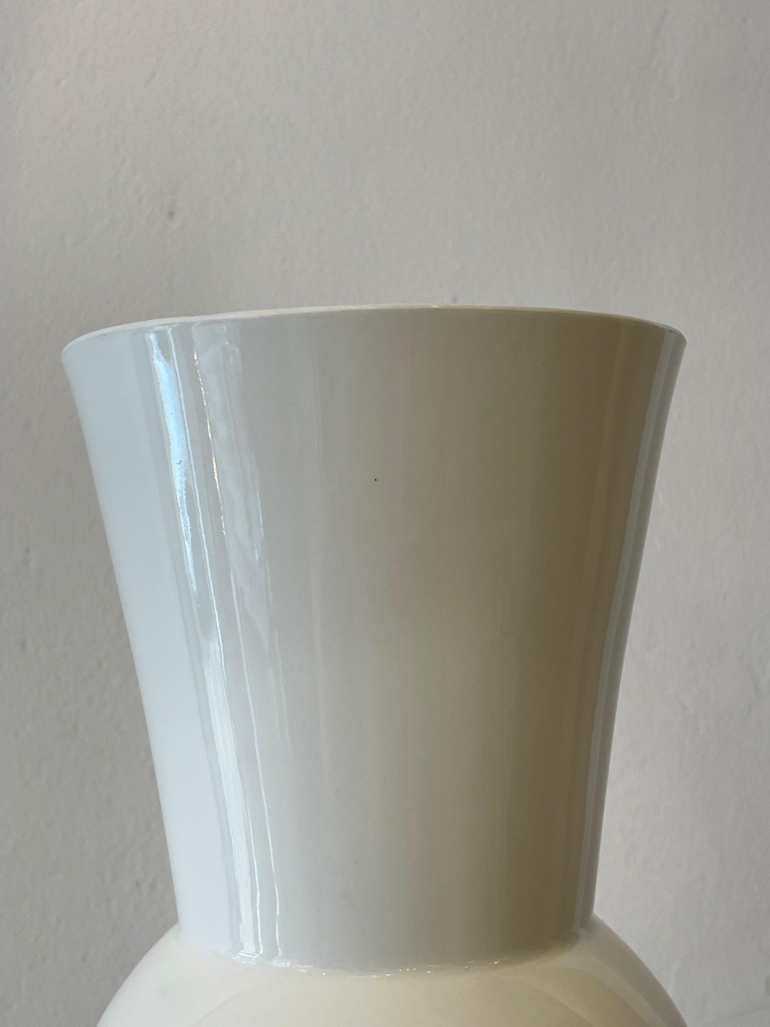 White Ceramic Vase by Marianne Brandt, Germany, Bauhaus, 1920s 1