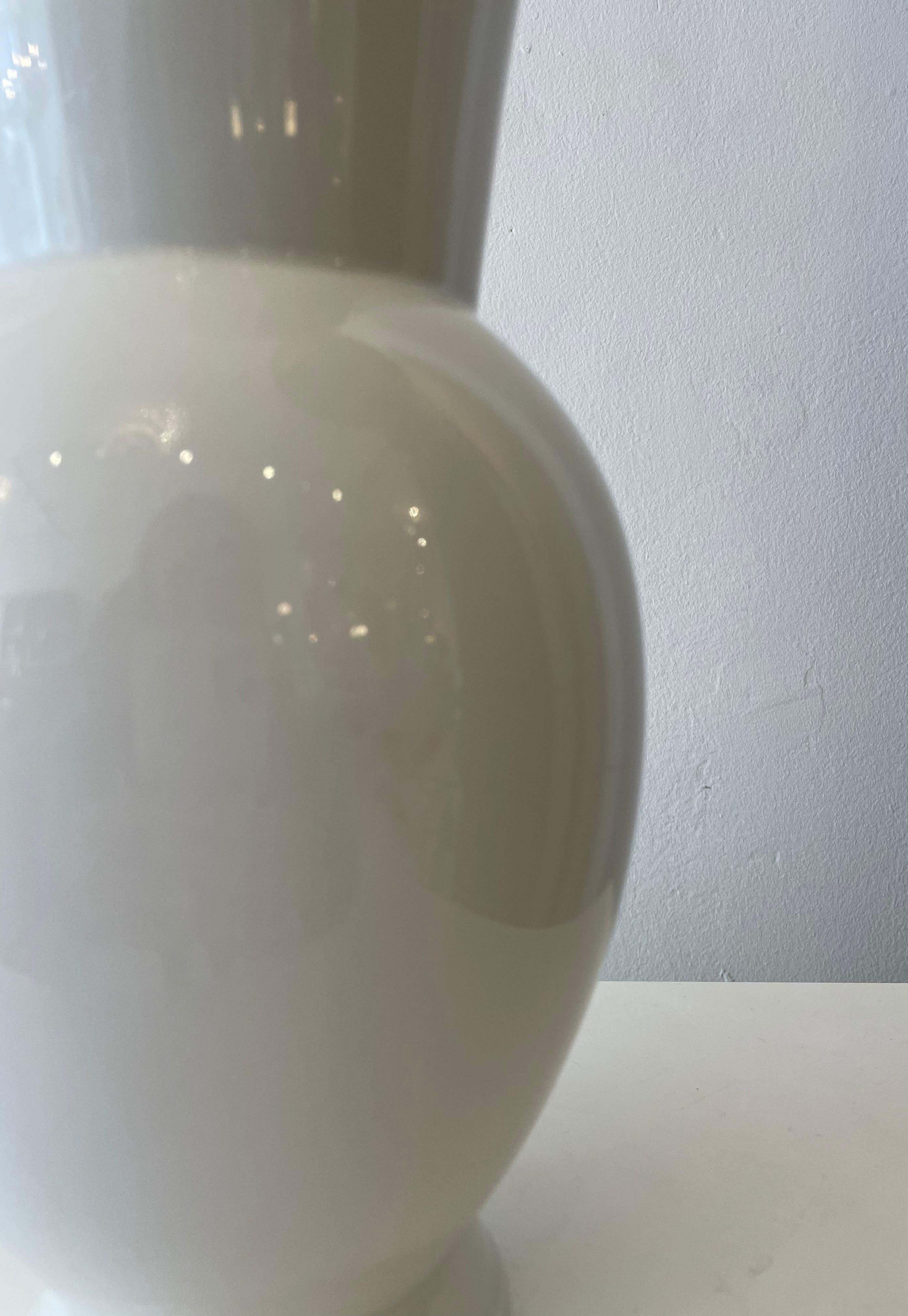 White Ceramic Vase by Marianne Brandt, Germany, Bauhaus, 1920s 5