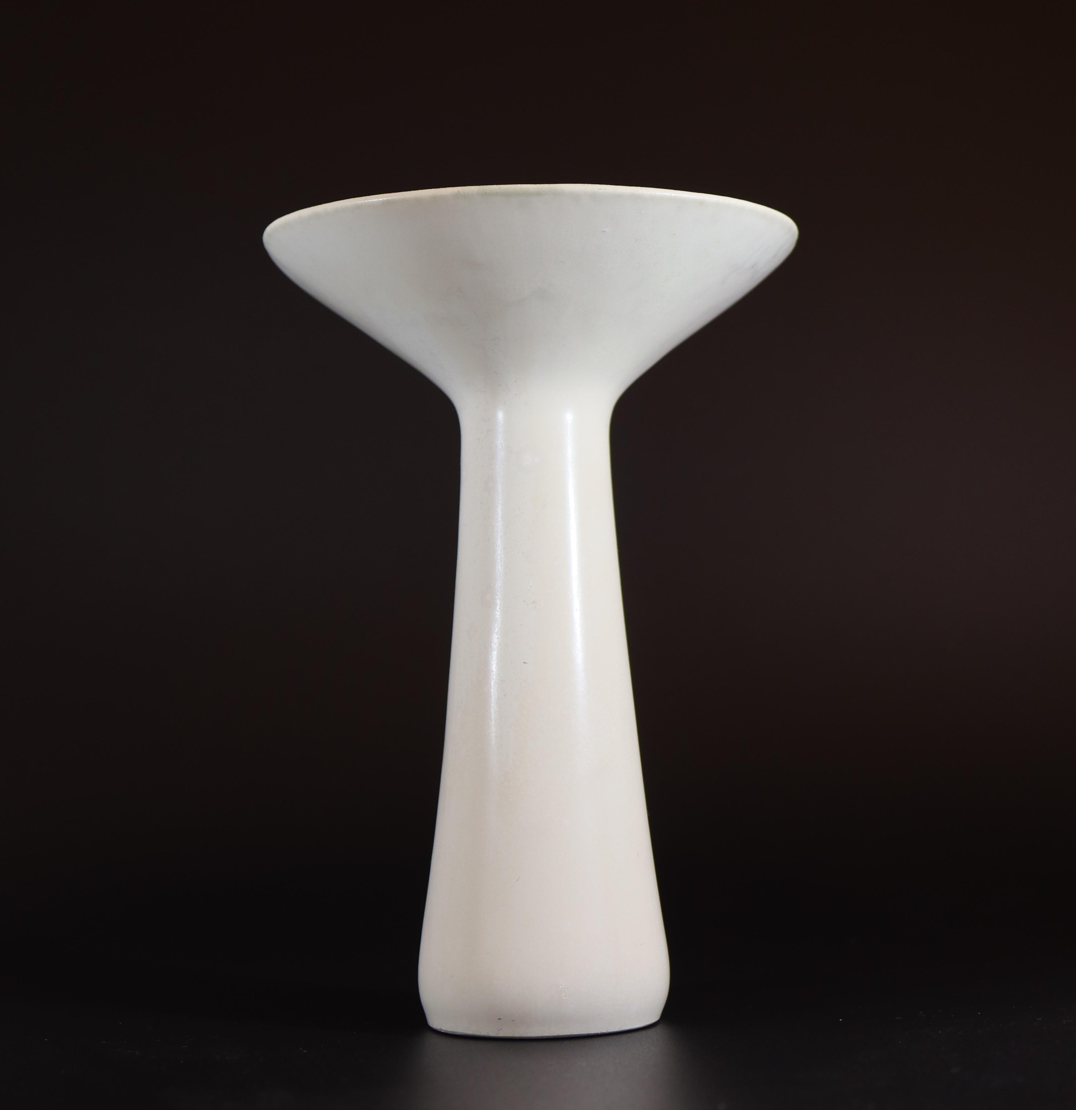 Smaltato Vaso di ceramica bianca - Carl-Harry Stålhane - Rörstrand Midcentury Modern in vendita