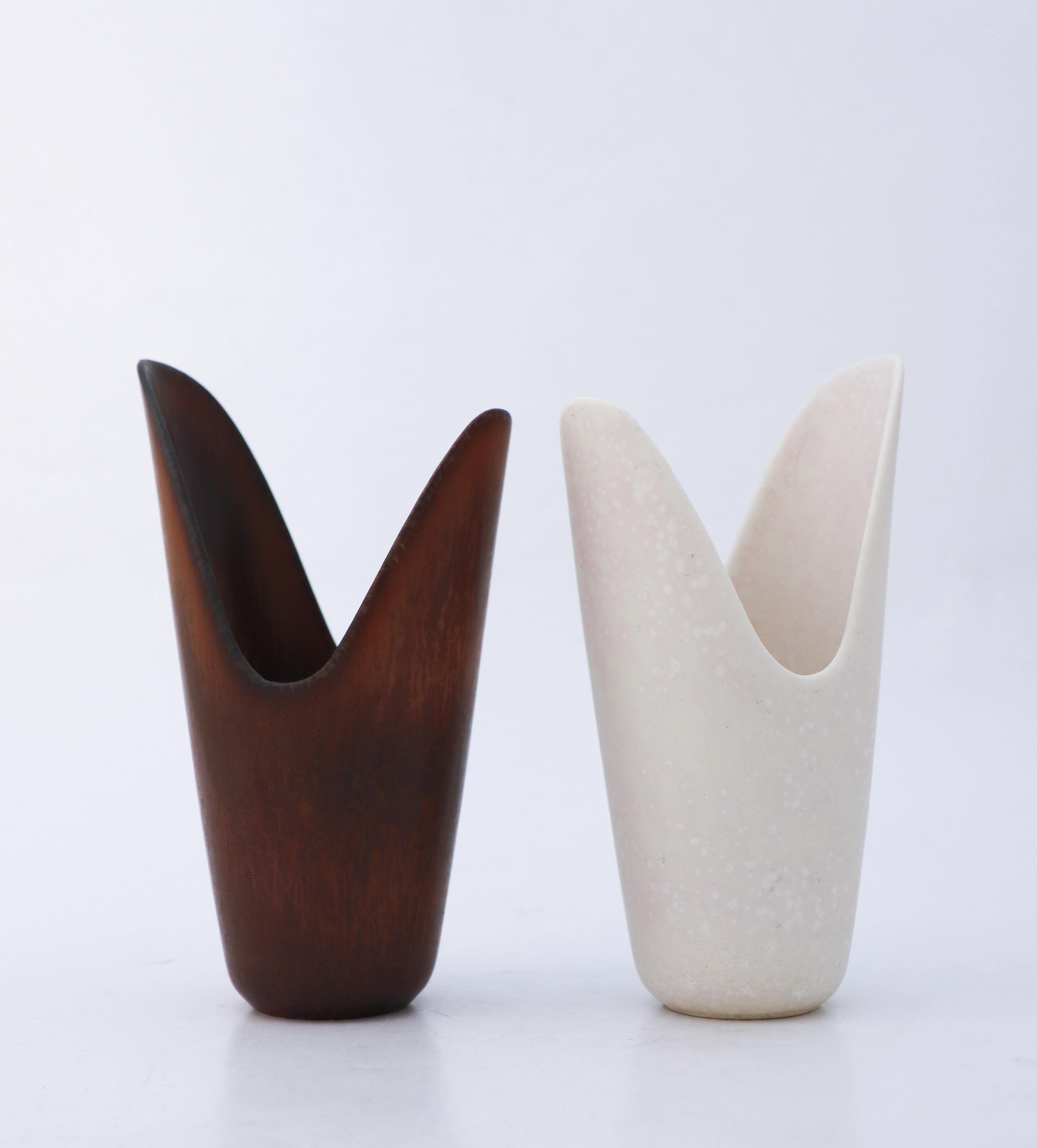 White Ceramic Vase, Gunnar Nylund, Rörstrand, Scandinavian Midcentury Vintage 1