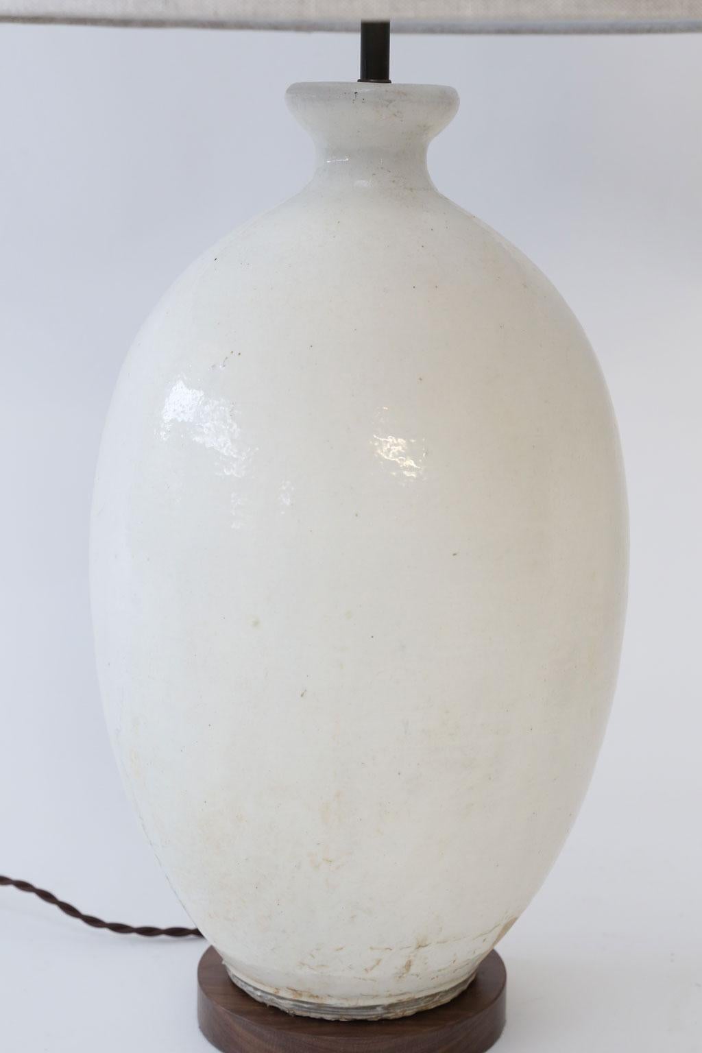 White Ceramic Vase Lamp at 1stDibs