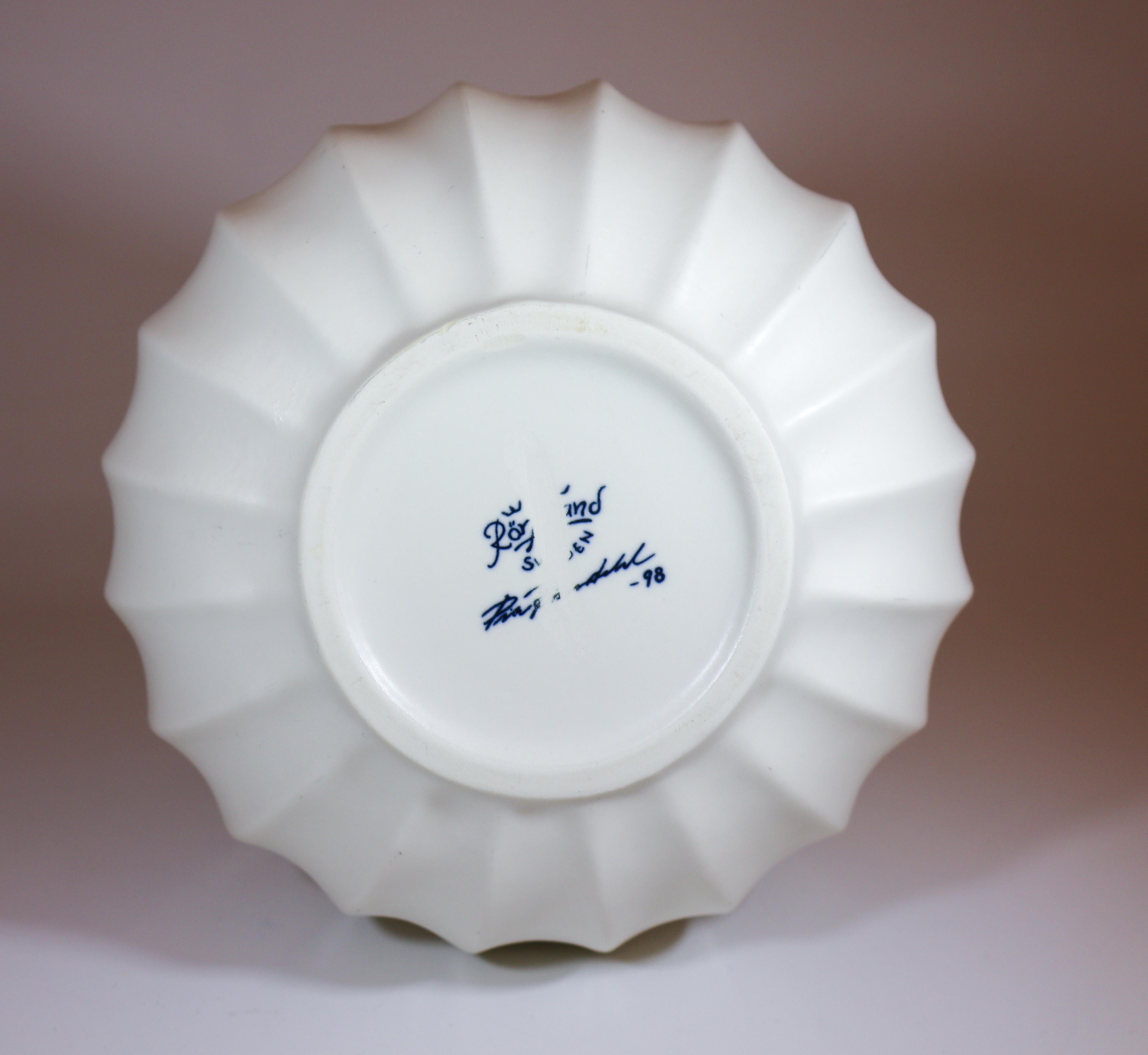 Vase en céramique blanche, Pia Rönndahl Rörstrand, The Scandinavian Modern en vente 2