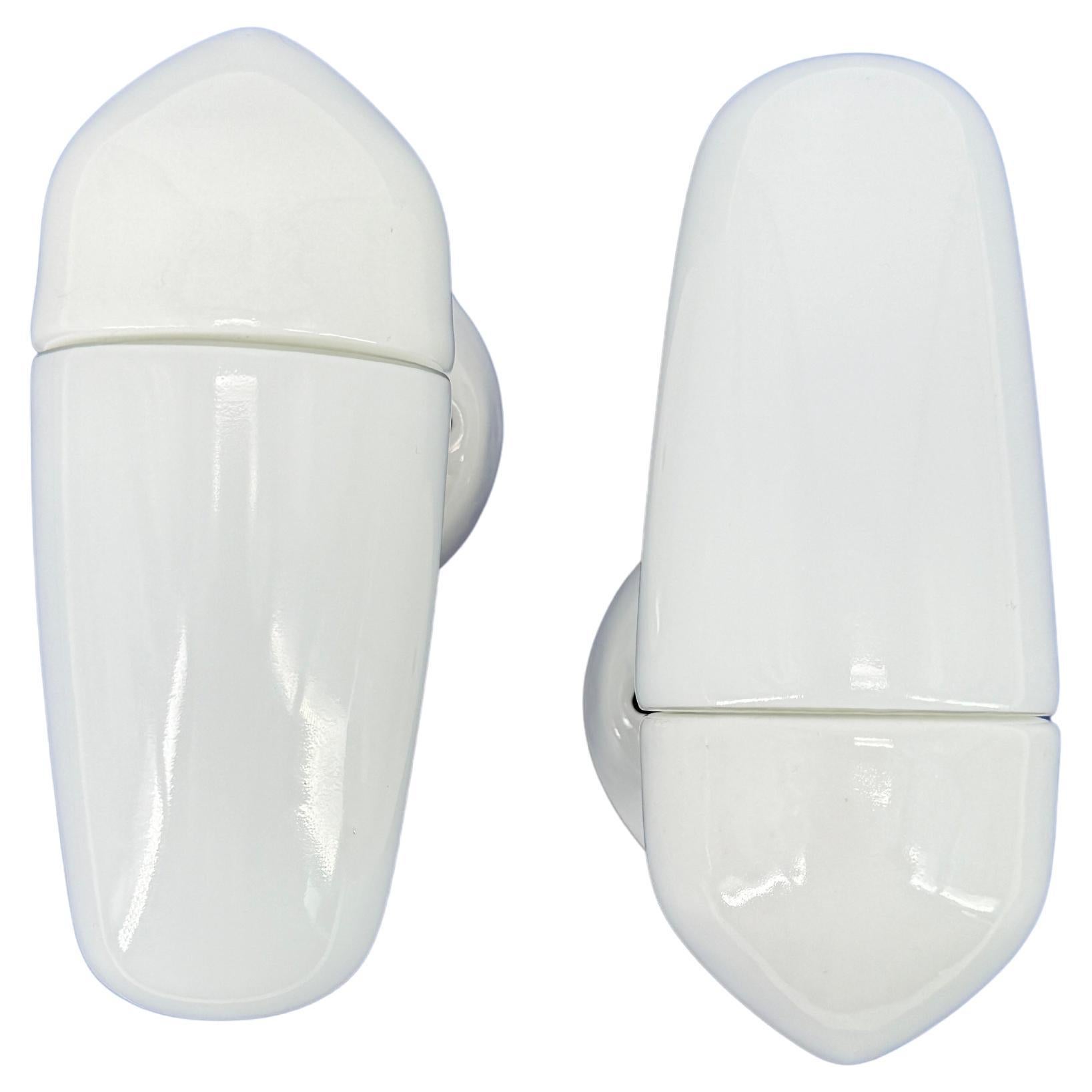 Lampe murale en céramique blanche par Wilhelm Wagenfeld pour Lindner des années 1950 en vente