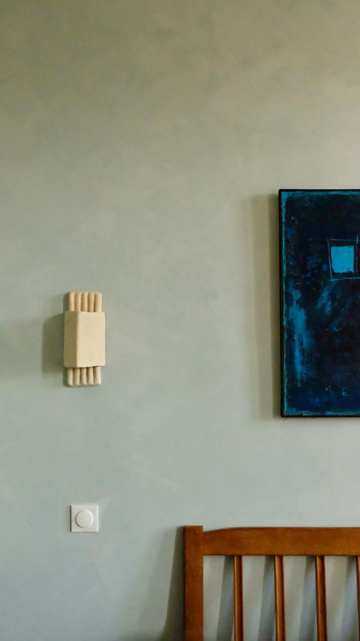 African White contemporary Ceramic Wall Light Made of local Clay, handcrafted For Sale