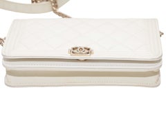 White Chanel Wallet-On-Chain Crossbody