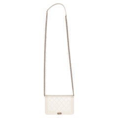 White Chanel Wallet-On-Chain Crossbody