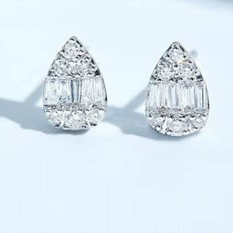 Orecchini classici a pera con diamante Whiting