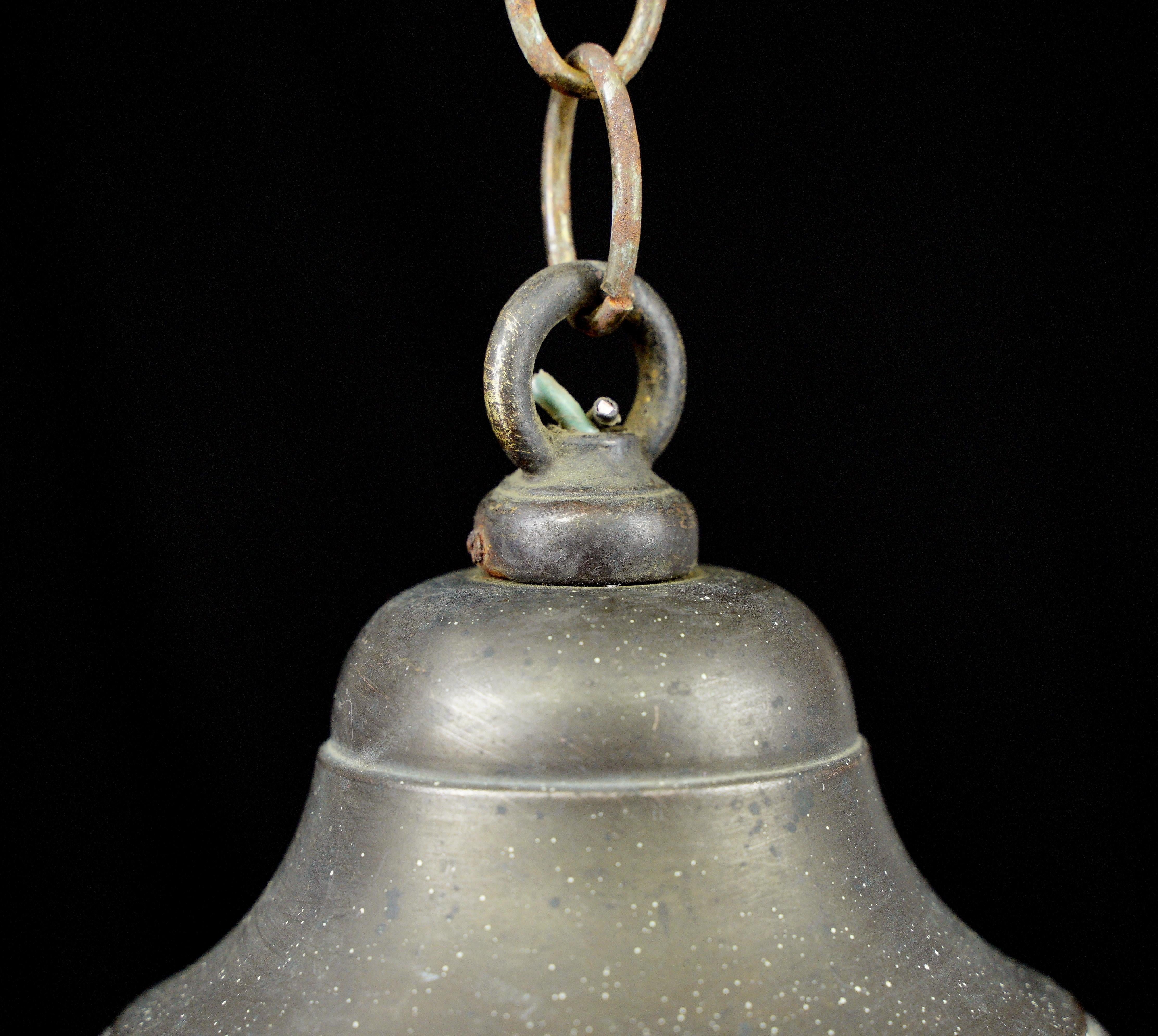 White& Clear Glass Globe Brass Chain Pendant Light 3