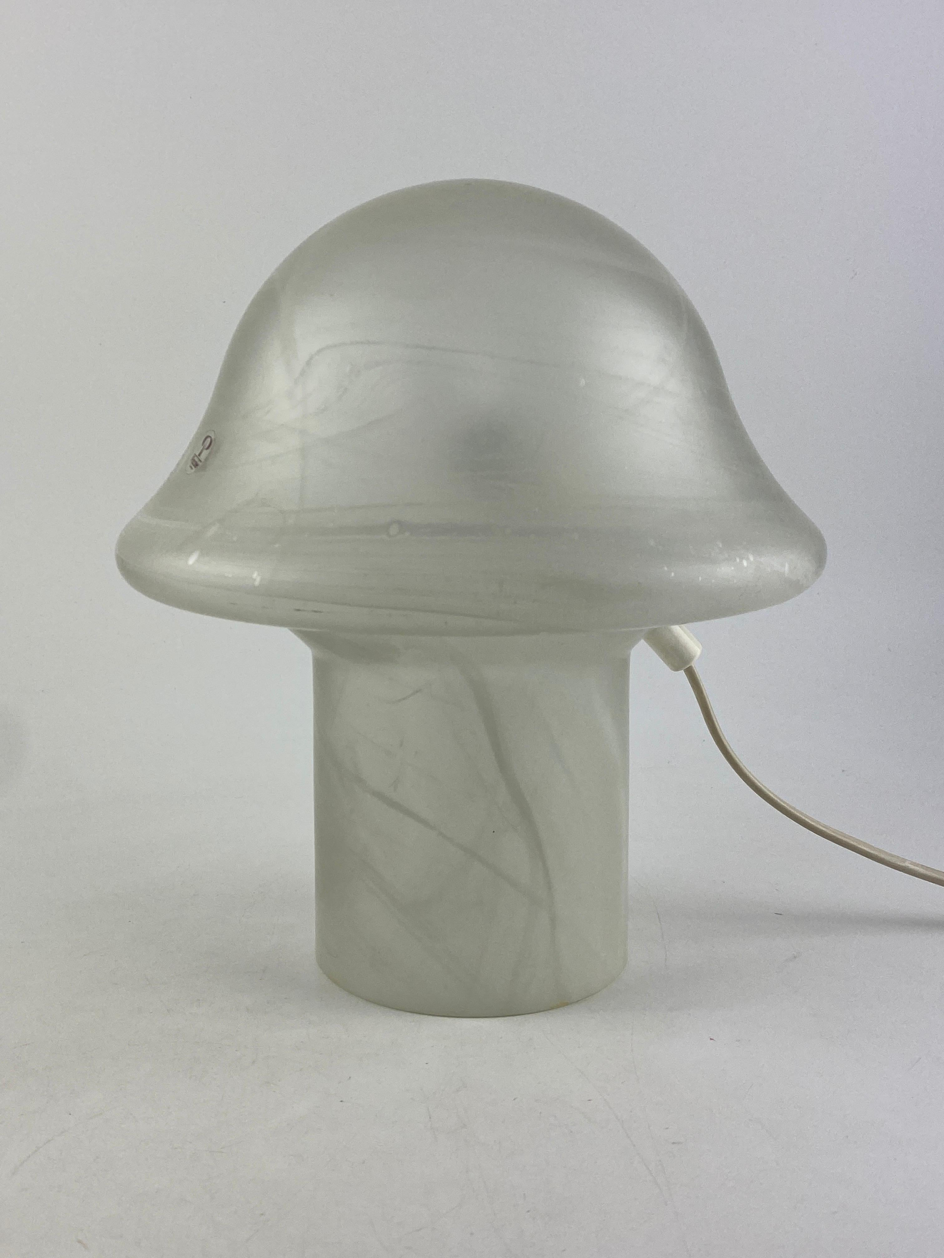 one of four White Clear Glass Peill and Putzler Mushroom Table Lamp 1970 For Sale 2