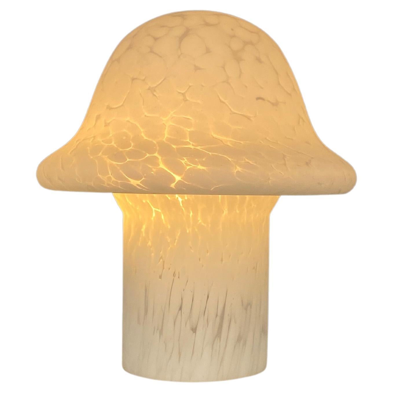 White cloudy glass Peill and Putzler mushroom table lamp 1970 For Sale