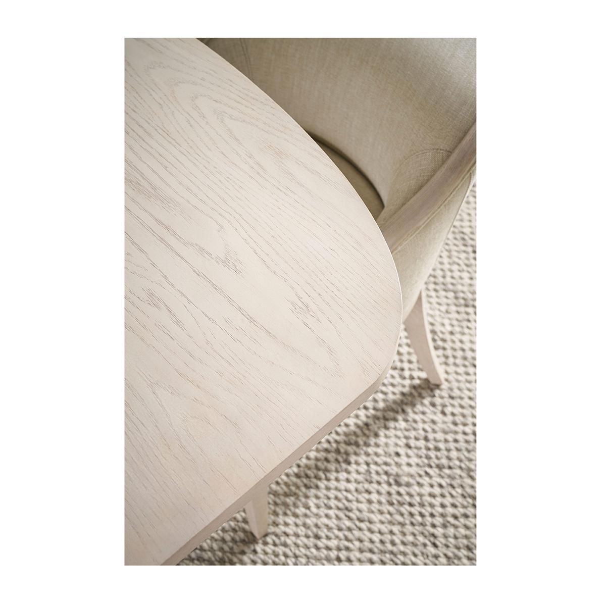 XXIe siècle et contemporain Table de salle à manger côtier blanche en vente
