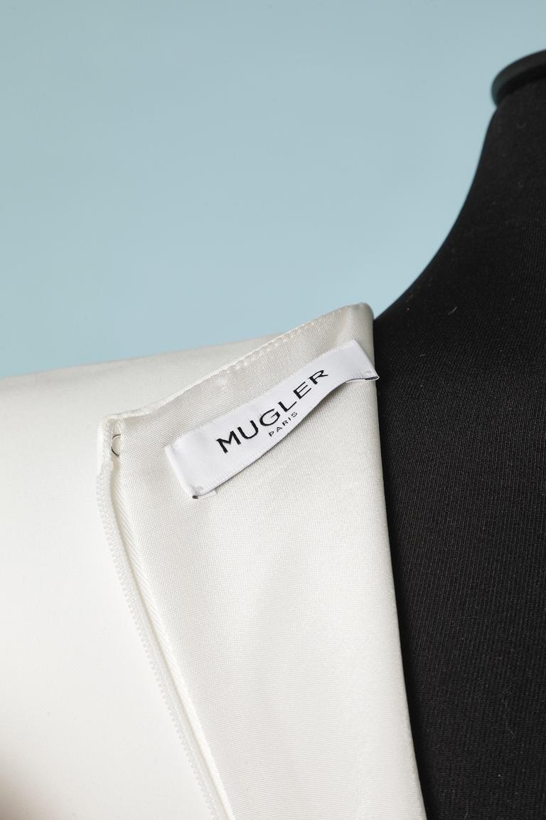 Abito da cocktail bianco con lavorazione a taglio e apertura Mugler Paris in vendita 1