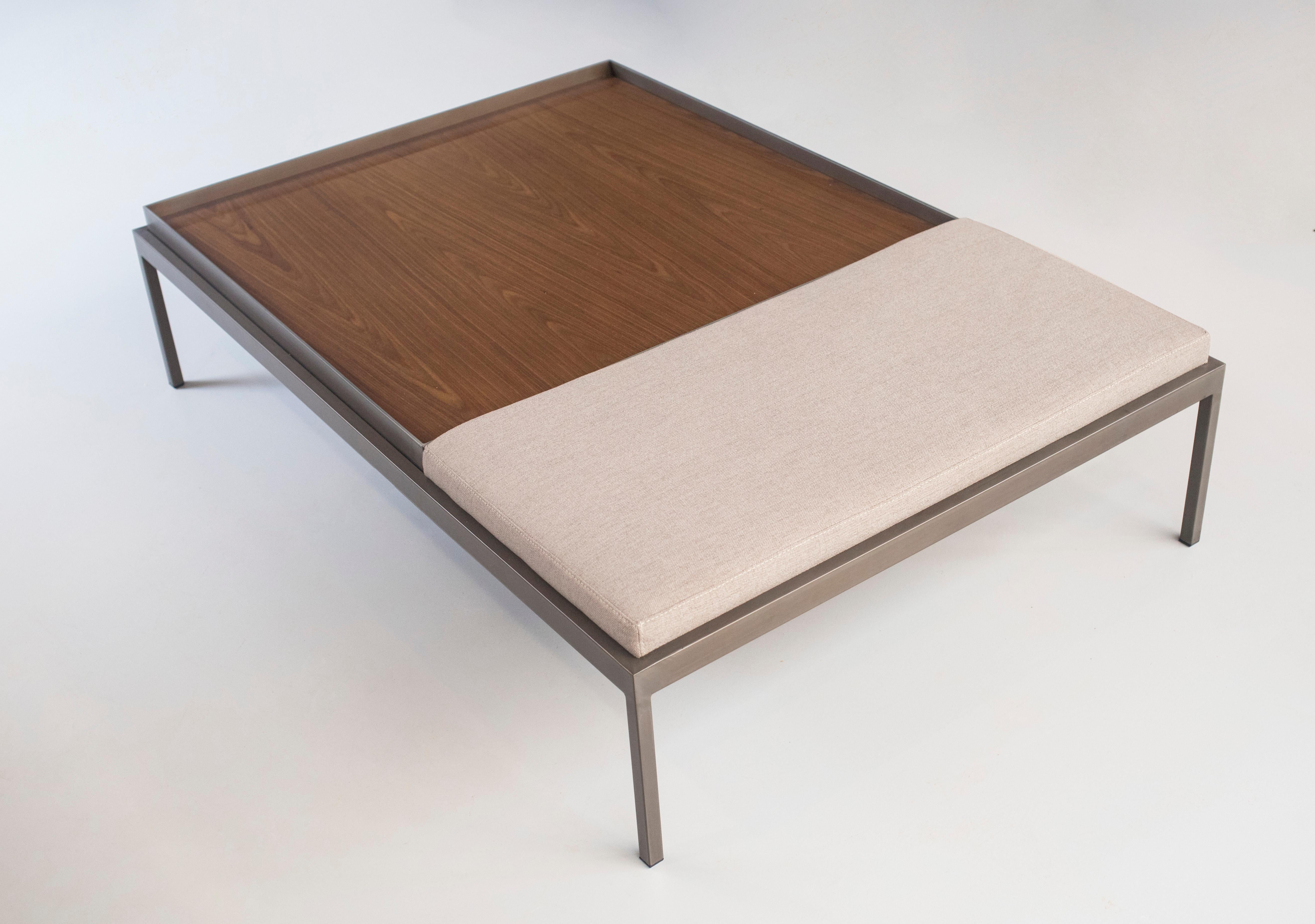 White Coffee Table by Doimo Brasil
Dimensions:  W 140 x D 95 x H 34 cm 
Materials: Base: Aged steel, Seat: Fabric, Top: Veneer.


With the intention of providing good taste and personality, Doimo deciphers trends and follows the evolution of man and