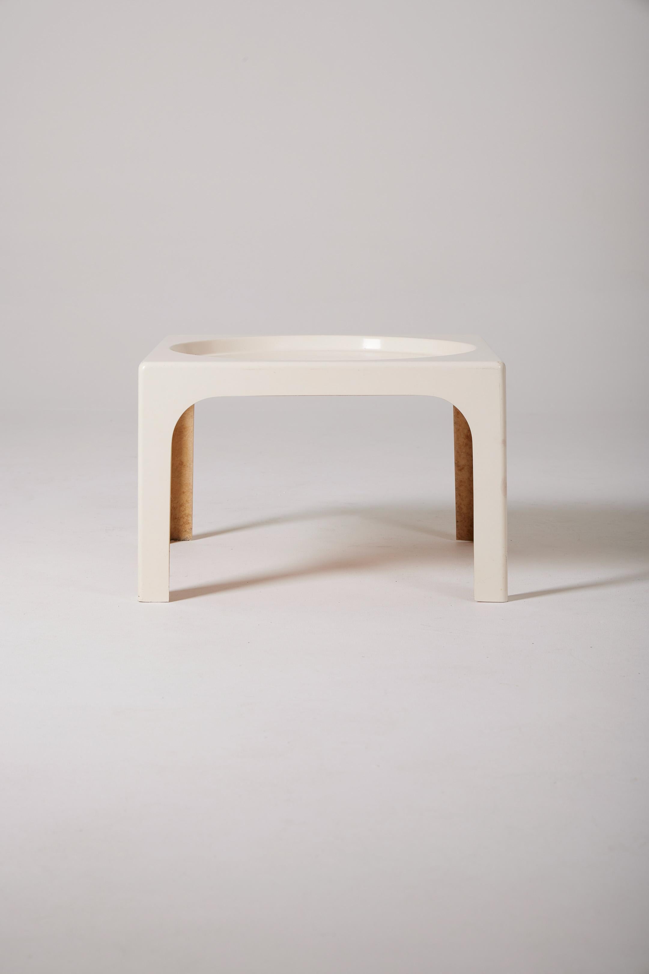 White coffee table by Marc Berthier In Good Condition In PARIS, FR