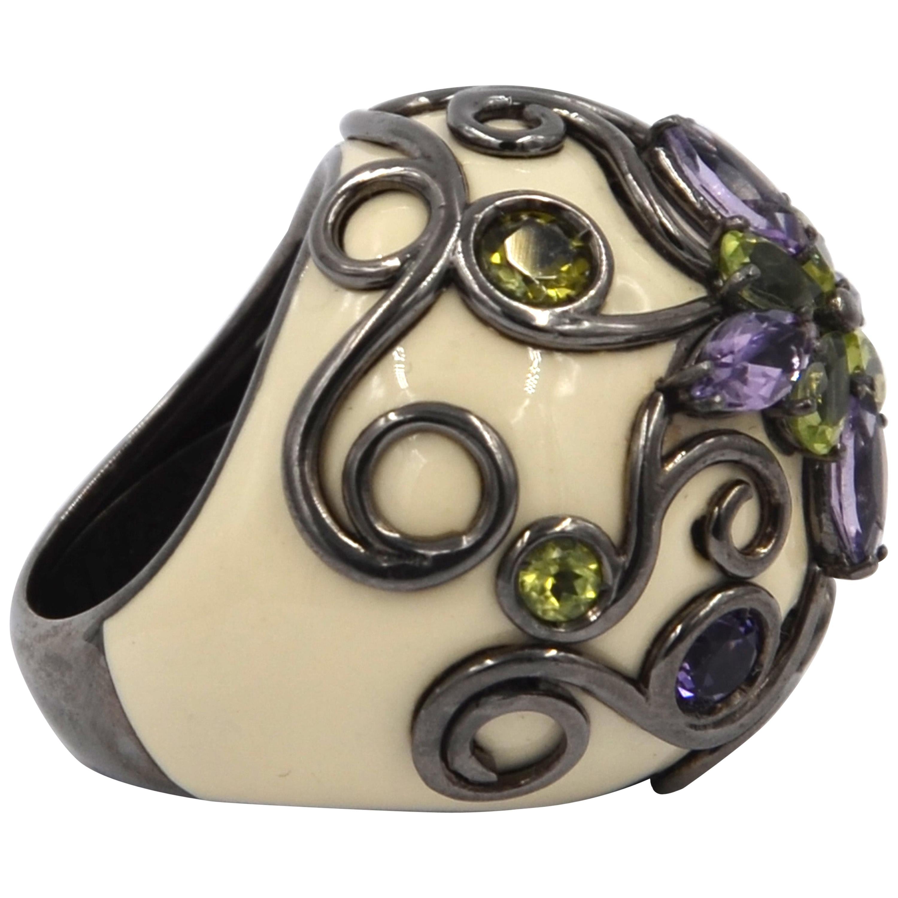 White Color Enamel Round Silver Ring with Amethyst and Peridot