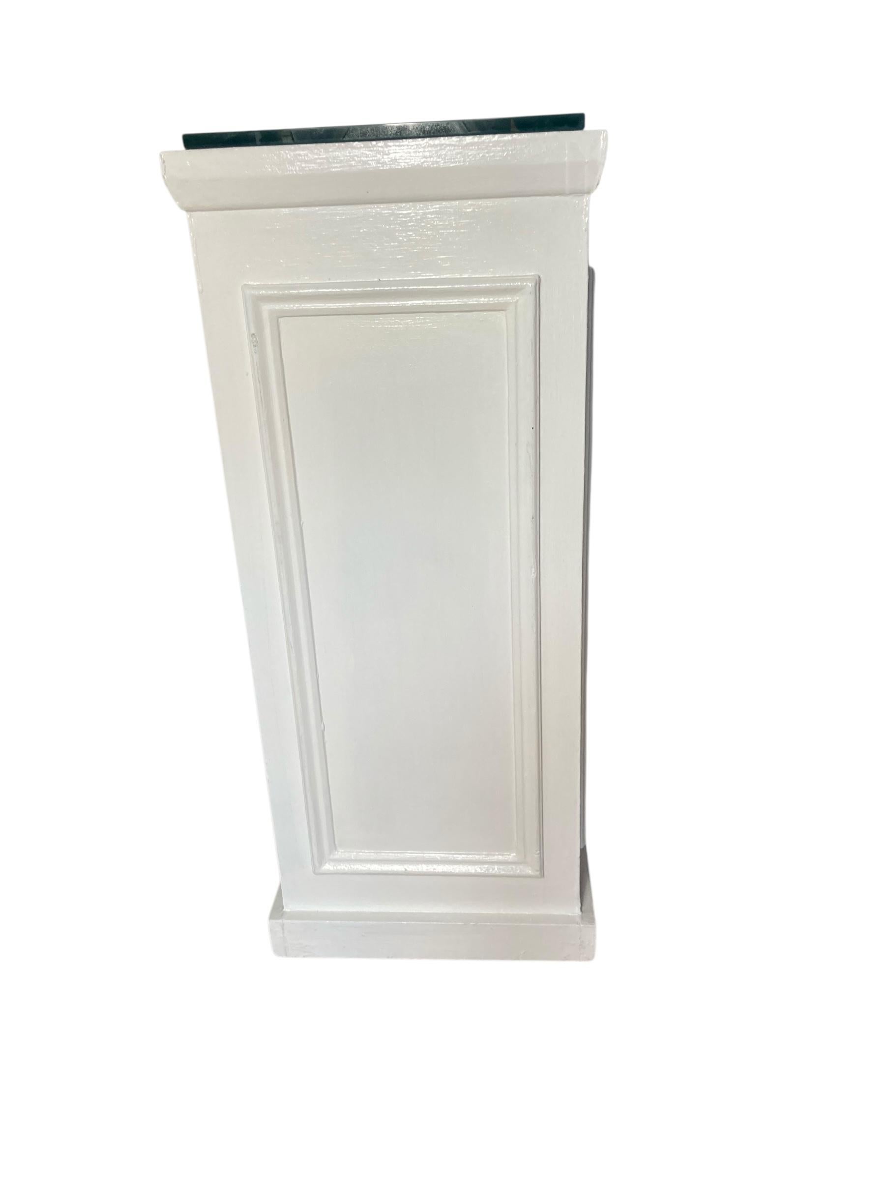 White Column Plynth, plant, urn or bust stand. Event furniture For Sale 5