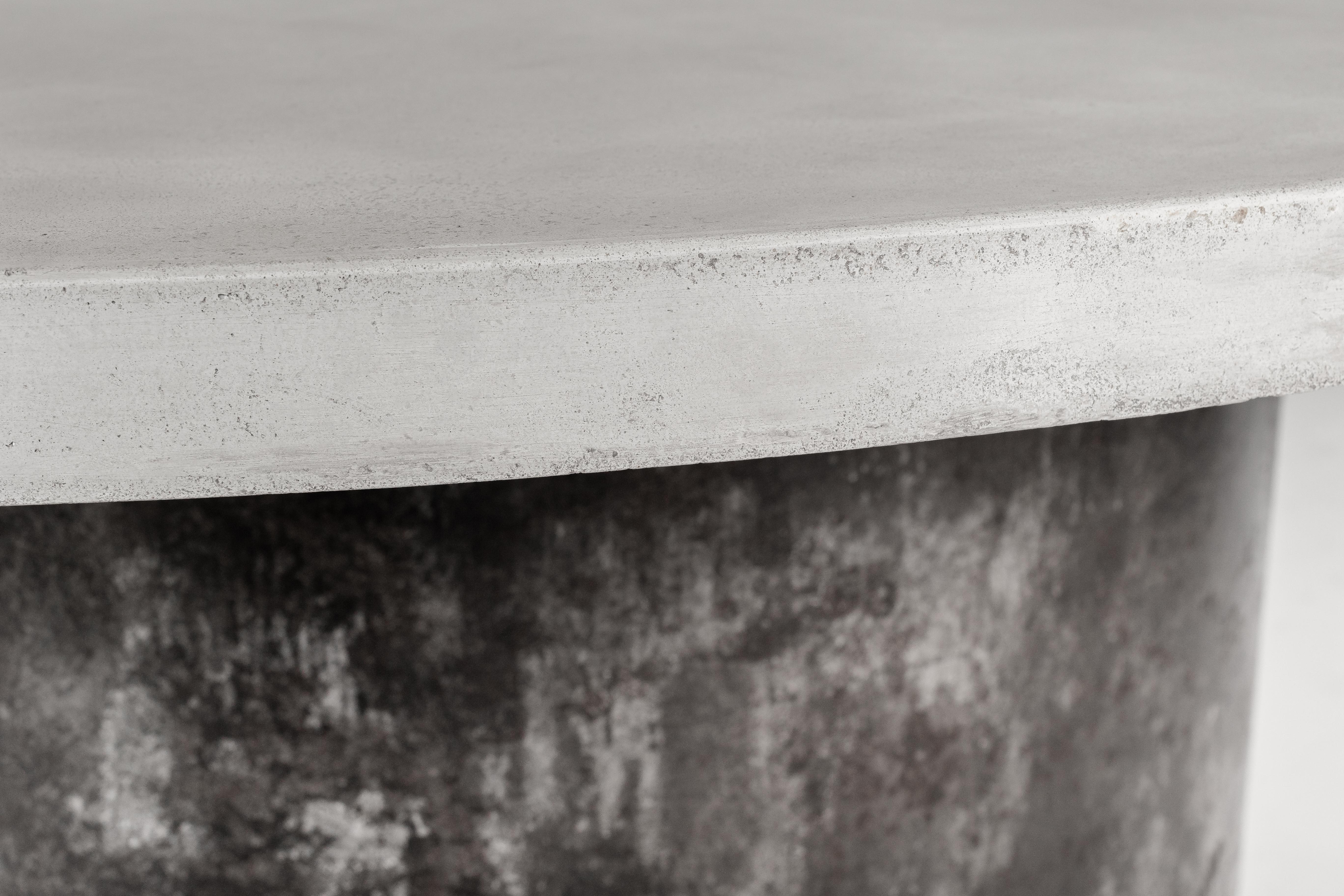 Metal White Concrete Top Round on Barrel Base Dining Table 