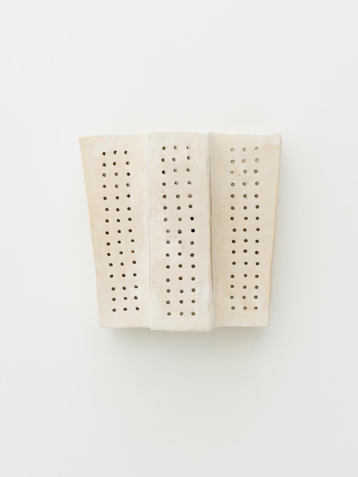 Fired White contemporary Ceramic Wall Light Made of local Clay by memòri studio For Sale