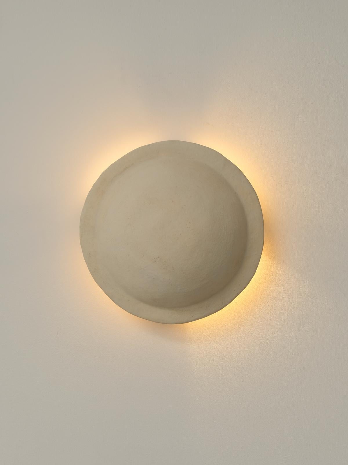 Contemporary White contemporary Ceramic Wall Light Made of local Clay by memòri studio For Sale