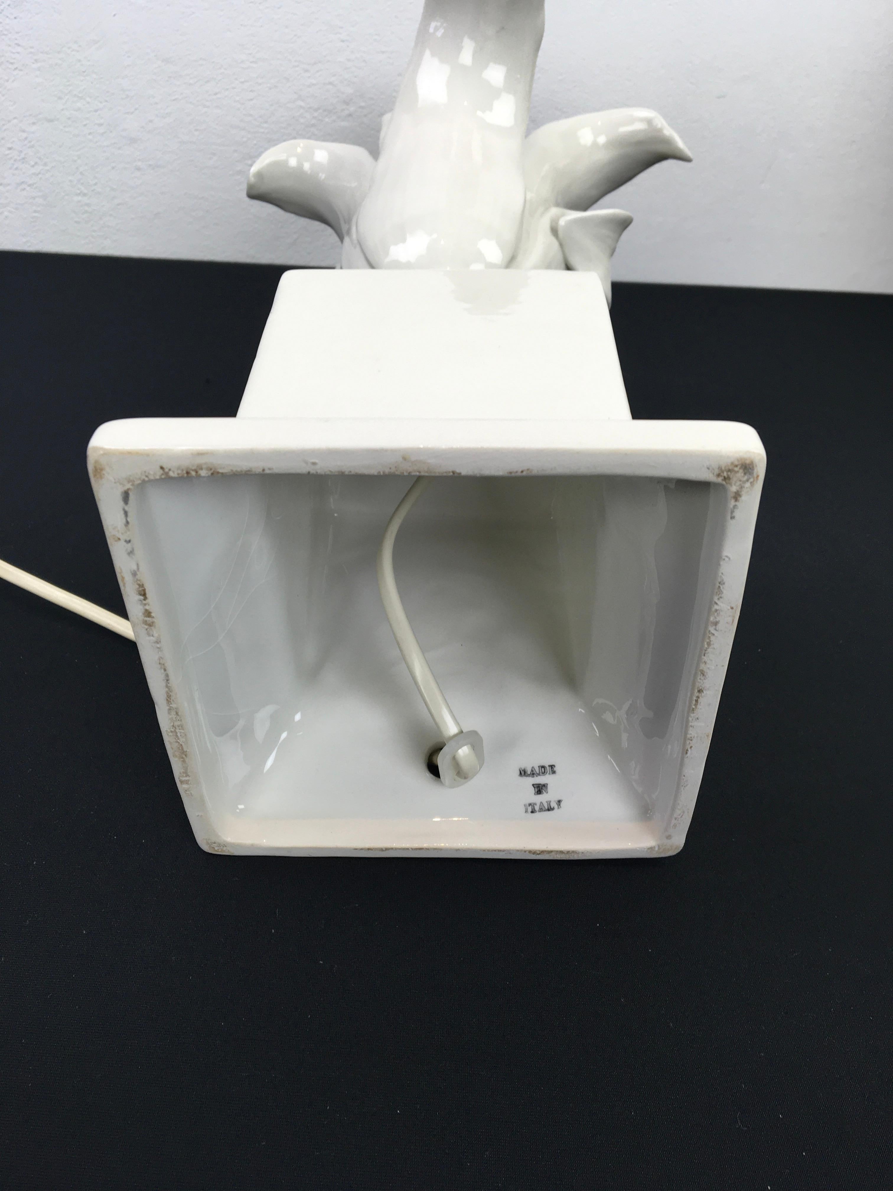 Lampada da tavolo a pannocchia di mais bianca, Italia, anni '60 in vendita 4