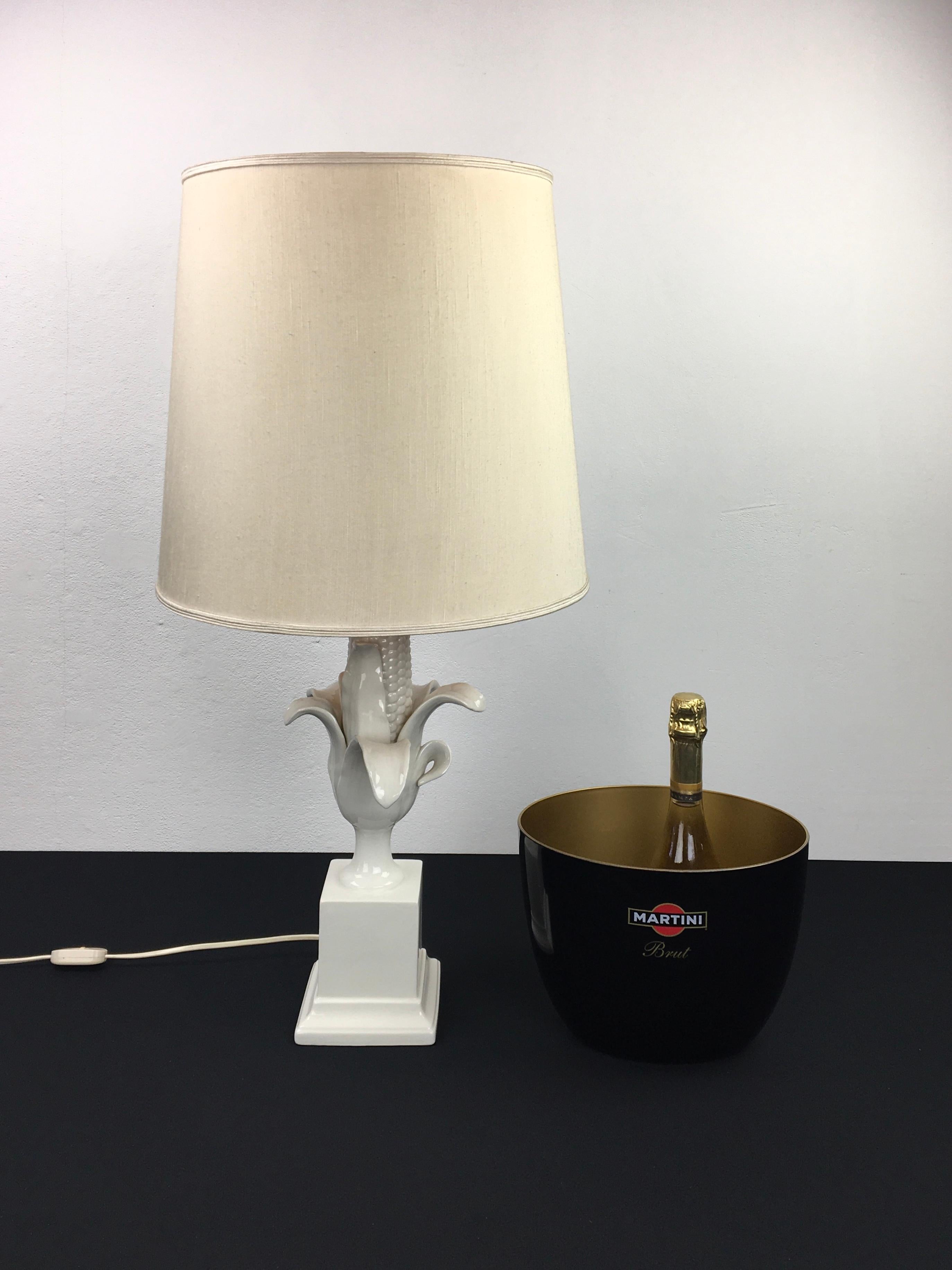 White Corn Cob Table Lamp, Italy, 1960s  For Sale 9