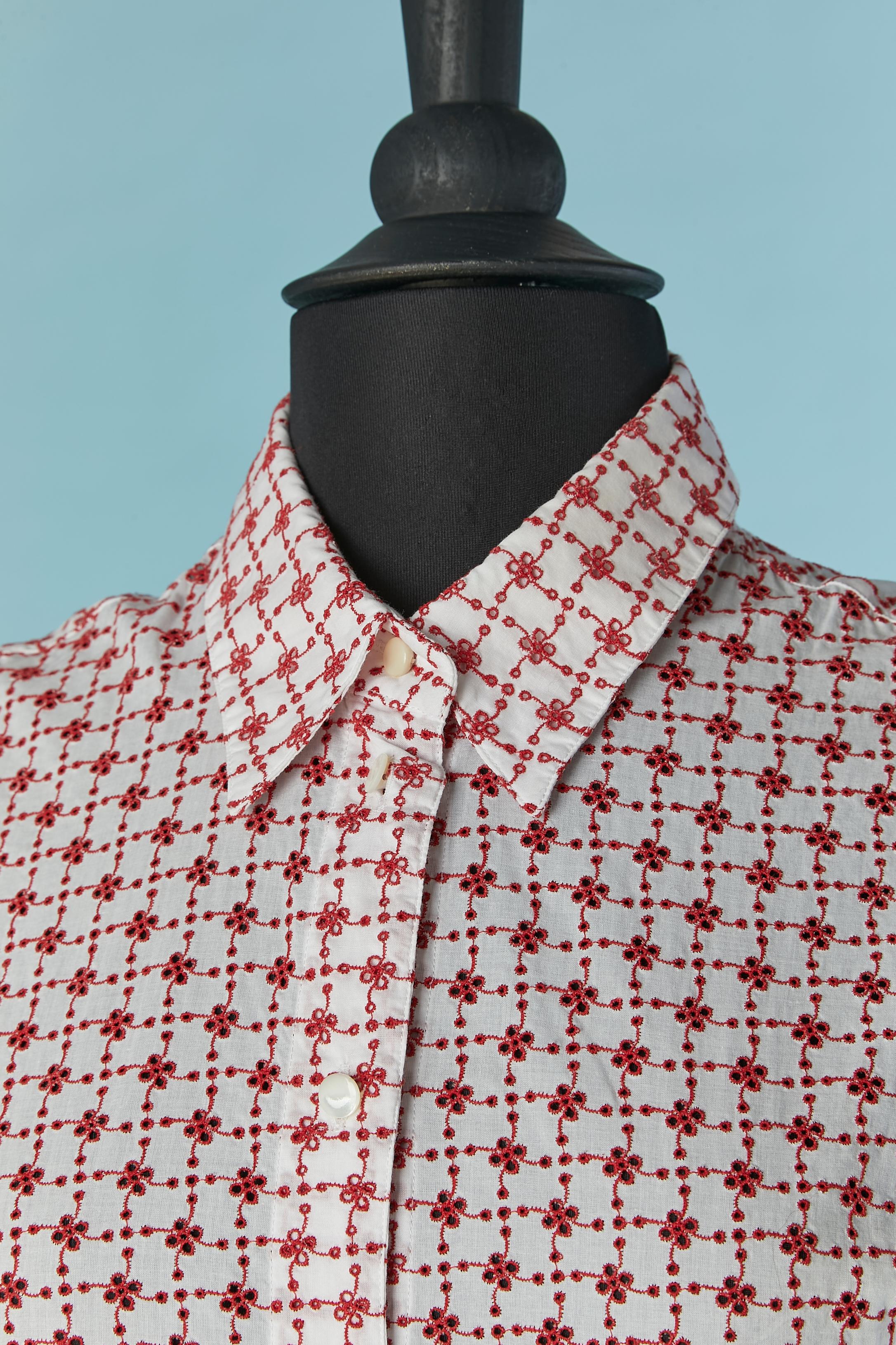 White cotton dress with red threads embroideries and button in the front. Plastic button ( looks like mother of shell) closure on the middle front. Cut-work. 
SIZE 38/ M 