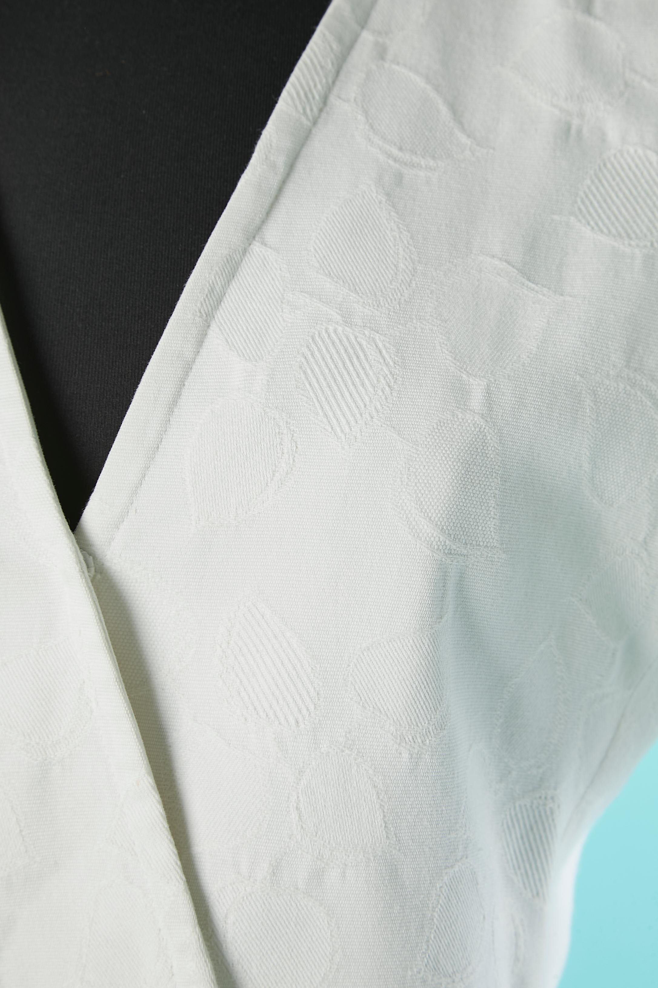 White cotton jacquard  jacket with leaves pattern Yves Saint Laurent Variation  In Excellent Condition For Sale In Saint-Ouen-Sur-Seine, FR