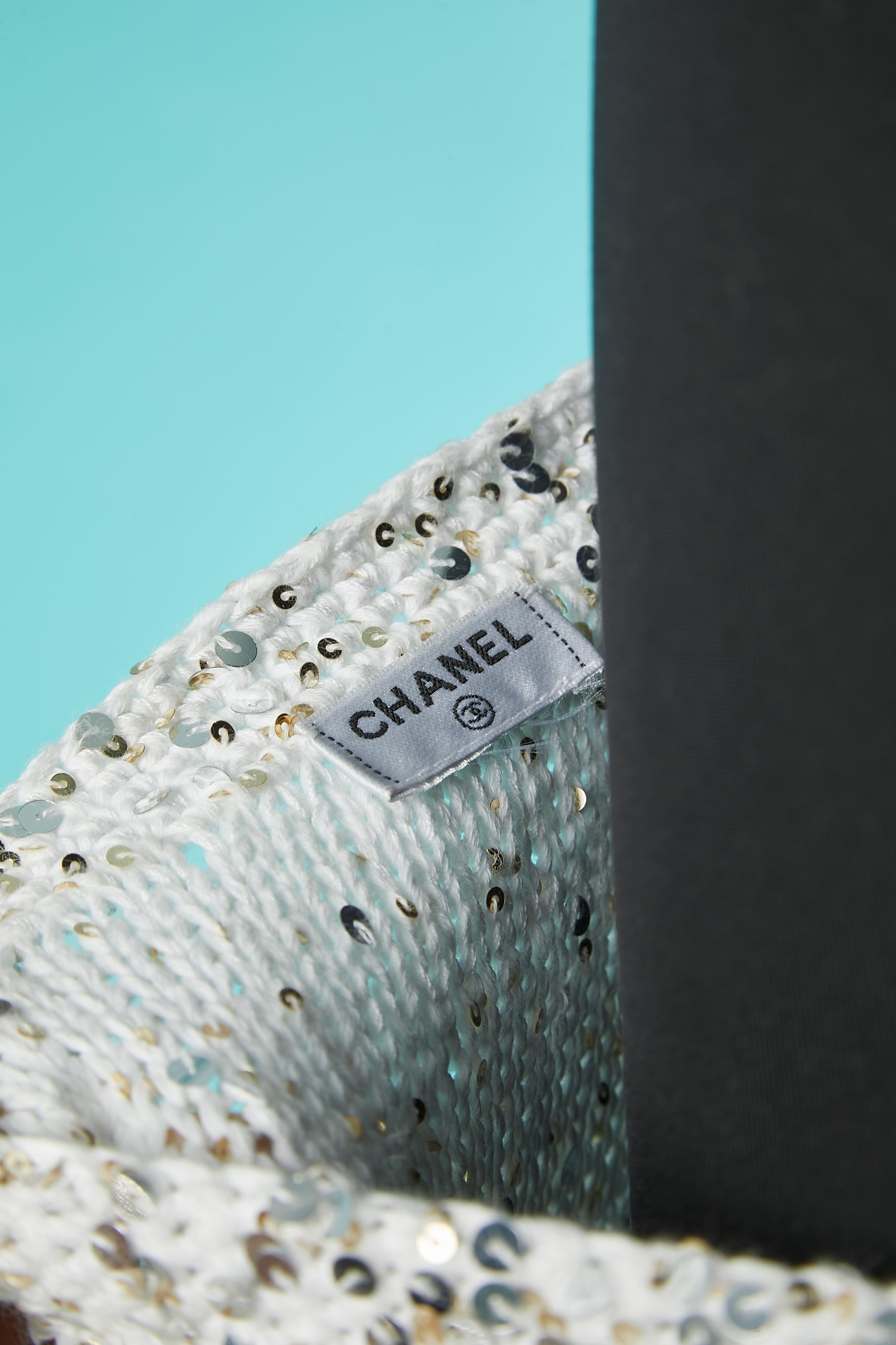 Robe de soirée en tricot de coton blanc avec sequins Chanel Resort 2023 en vente 3