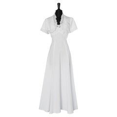 White cotton piqué wedding dress with lace edge and boléro Circa 1930