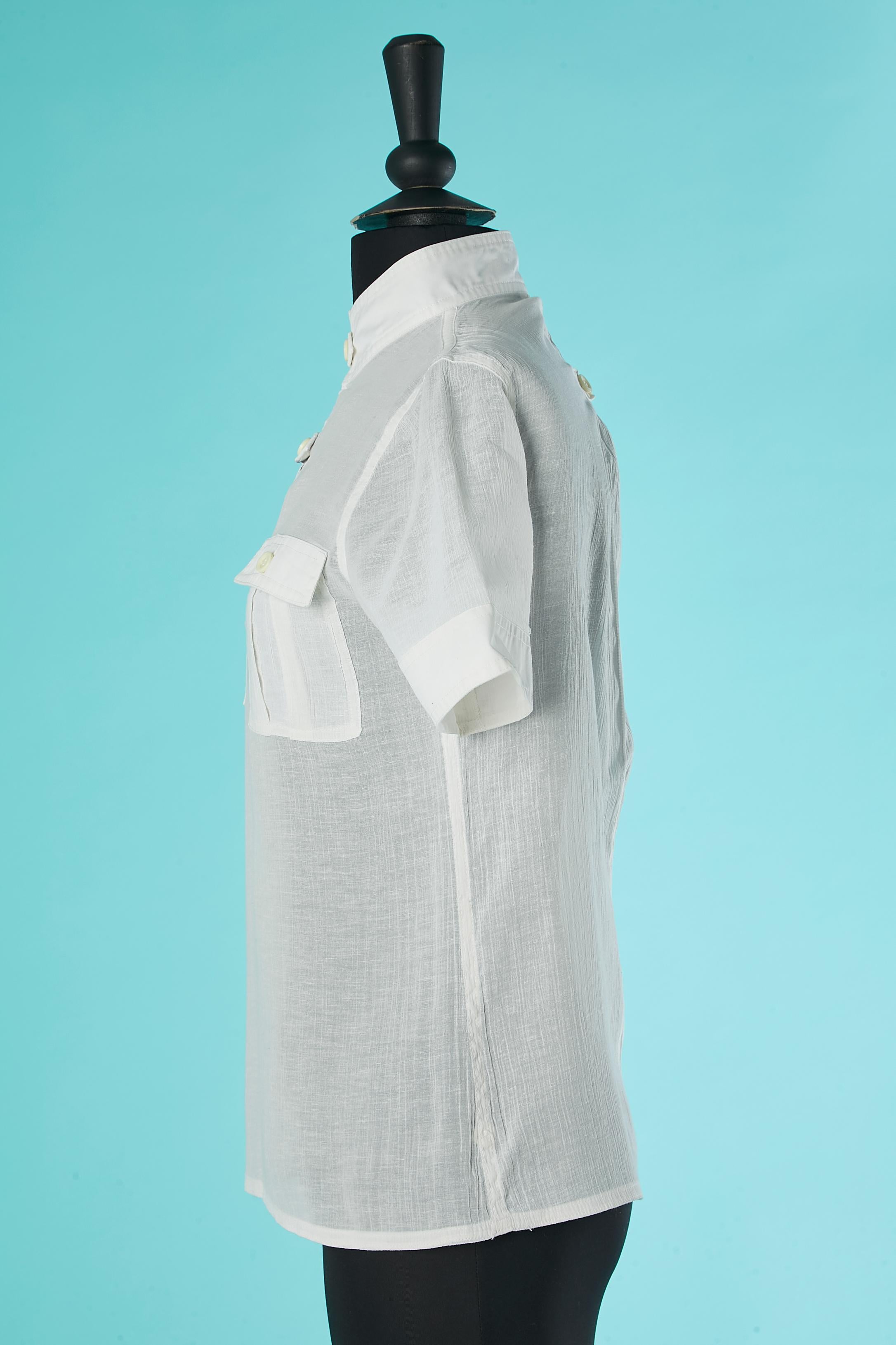White cotton shirt with short sleeve Courrèges Circa 1970's  In Excellent Condition In Saint-Ouen-Sur-Seine, FR