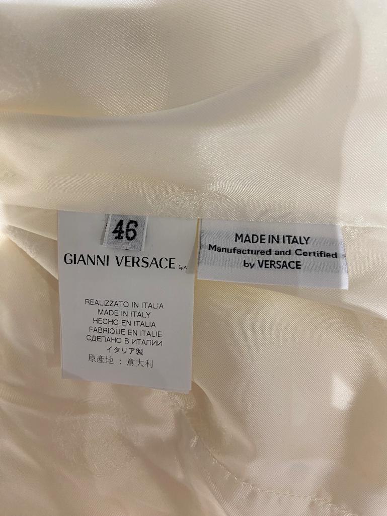 Giacca in cotone e seta bianca con motivo a coccodrillo e zip dorata Versace in vendita 2