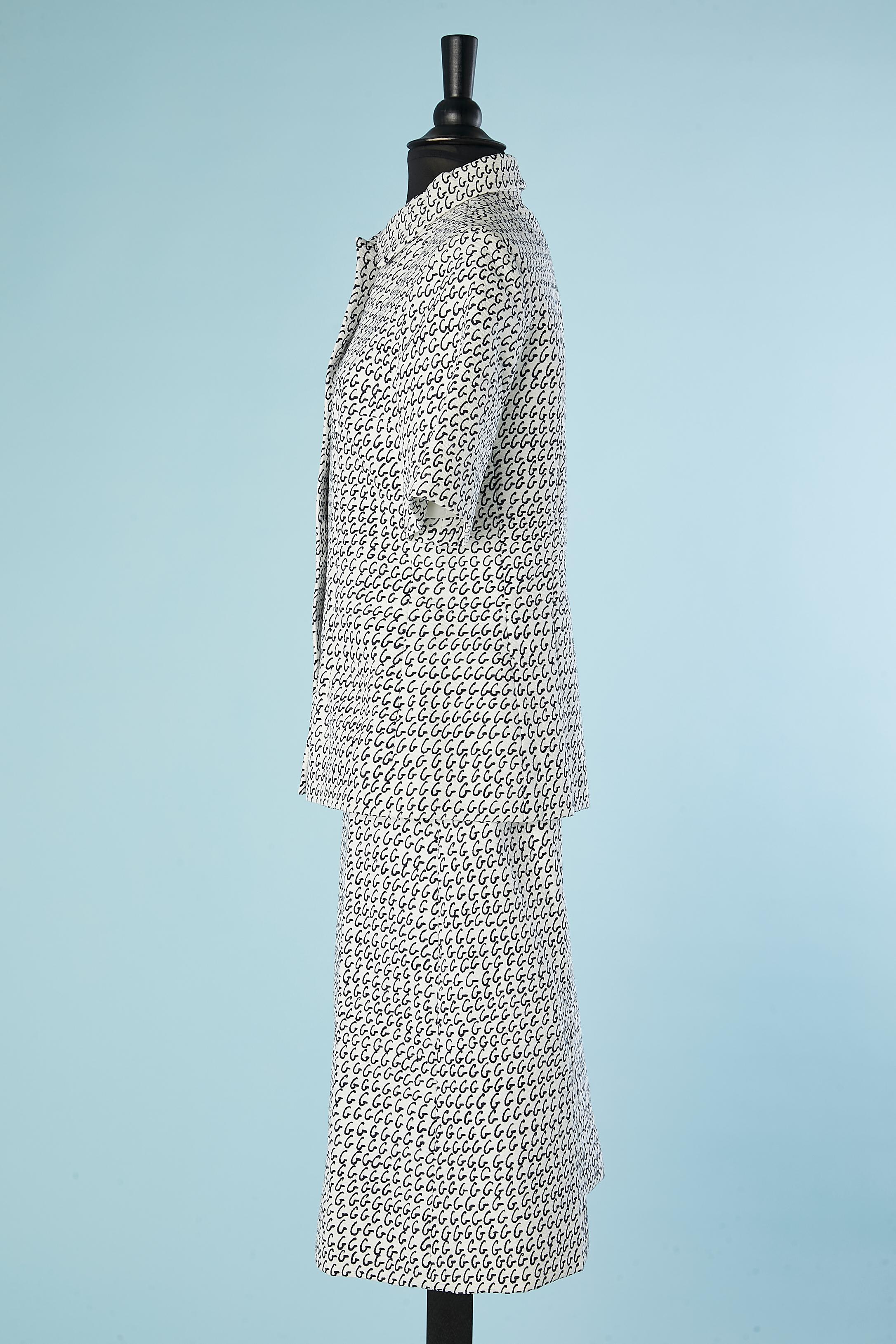 Gris Combinaison jupe en coton blanc avec imprimé « G » Givenchy Nouvelle Couture des années 1980  en vente