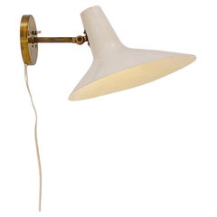 Articulating Arm-Wandleuchter in Weiß und Creme im Stil von Giuseppe Ostuni - 1950er Jahre