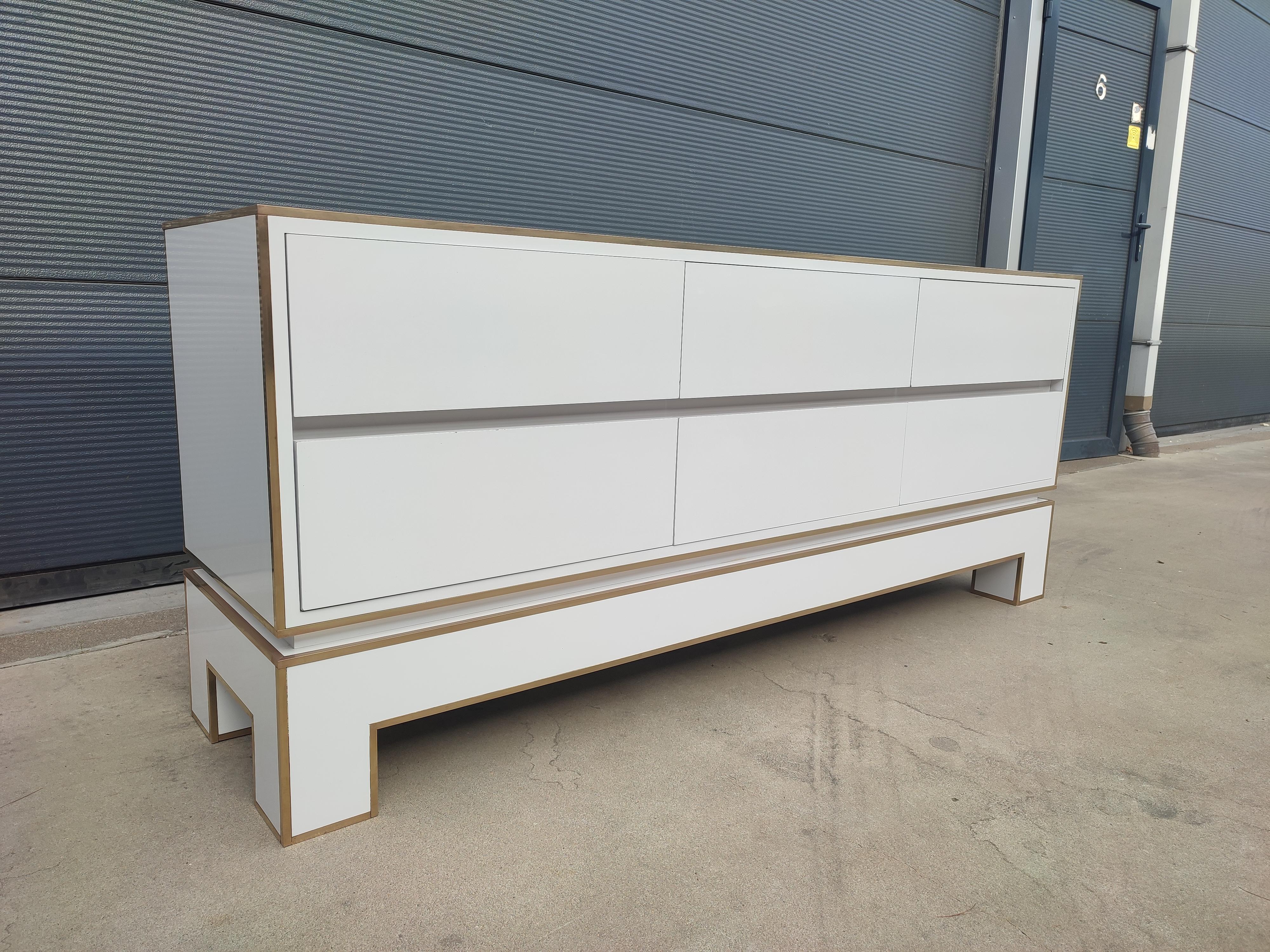 White Credenza with Brass Details from Alain Delon for Maison Jansen, France For Sale 5