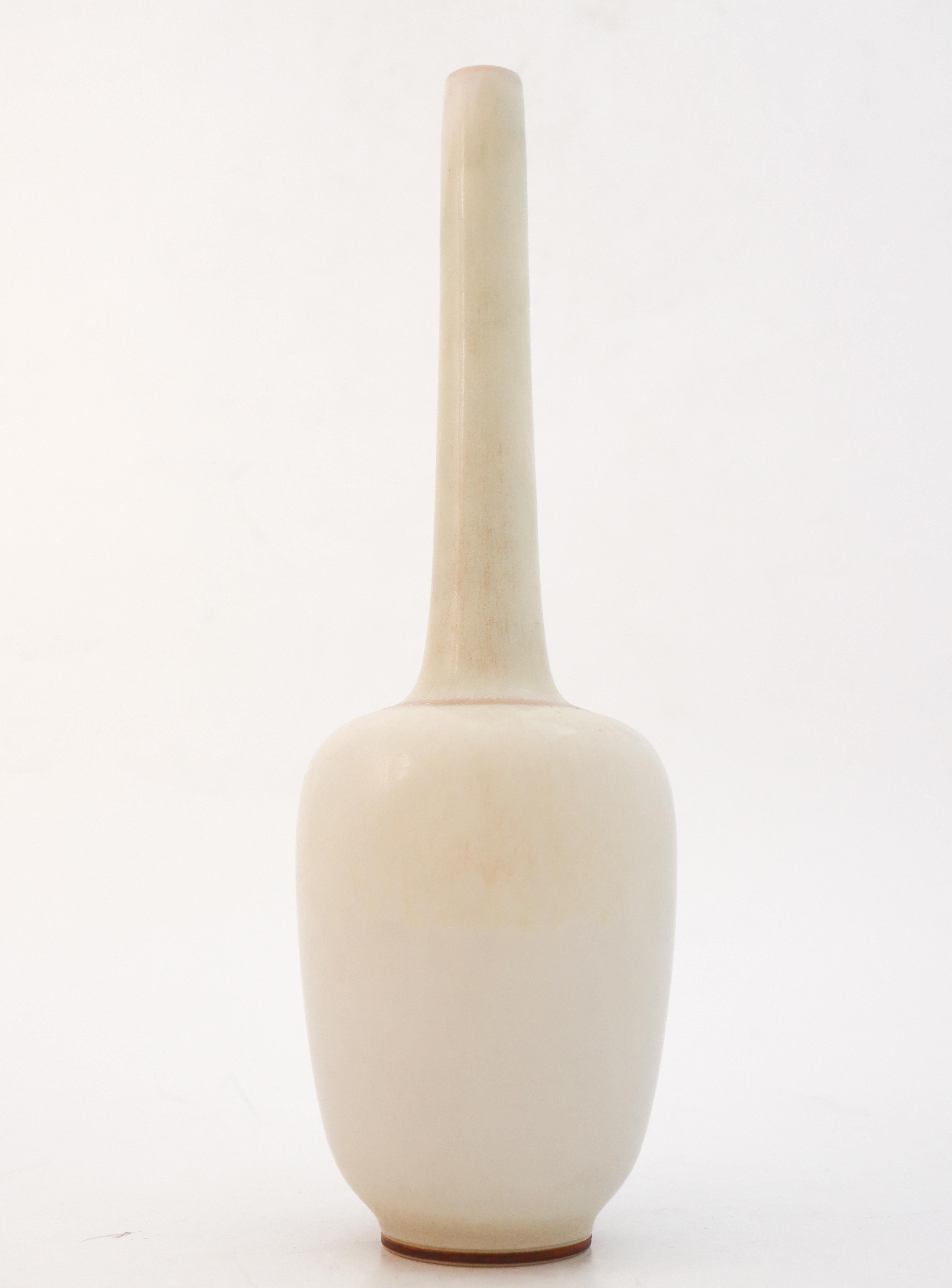 20th Century White /Creme Stoneware Vase, Berndt Friberg, Gustavsberg