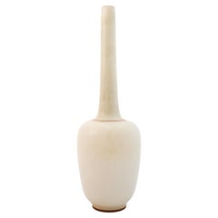 White /Creme Stoneware Vase, Berndt Friberg, Gustavsberg
