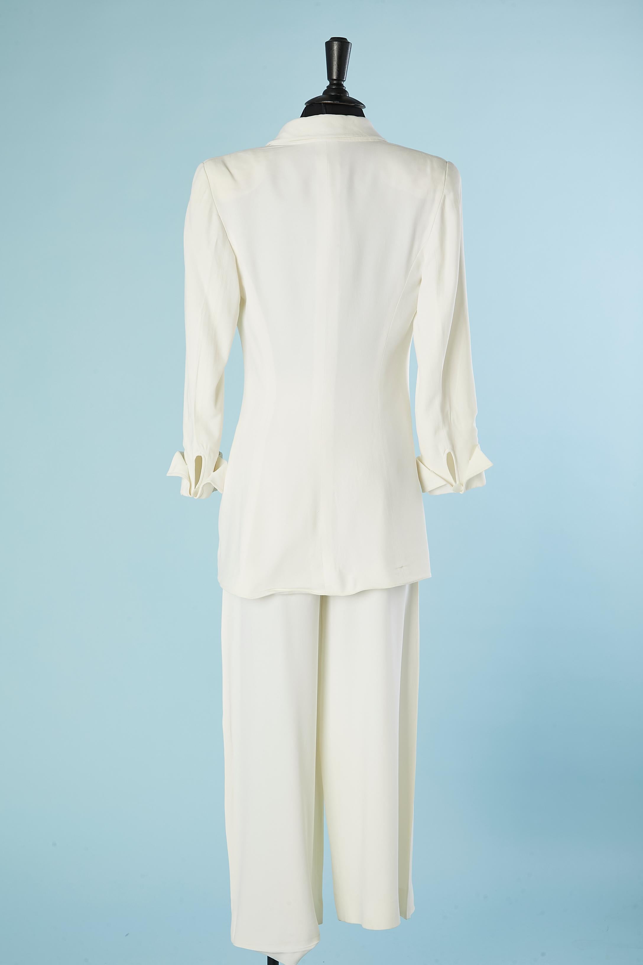 Combinaison-pantalon en crêpe blanc Claude Montana Circa 1980's  État moyen - En vente à Saint-Ouen-Sur-Seine, FR