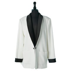 White crepe tuxedo jacket with black satin collar CHANEL New with tag 