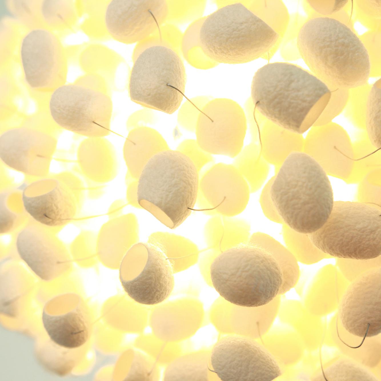 La lampe suspendue 